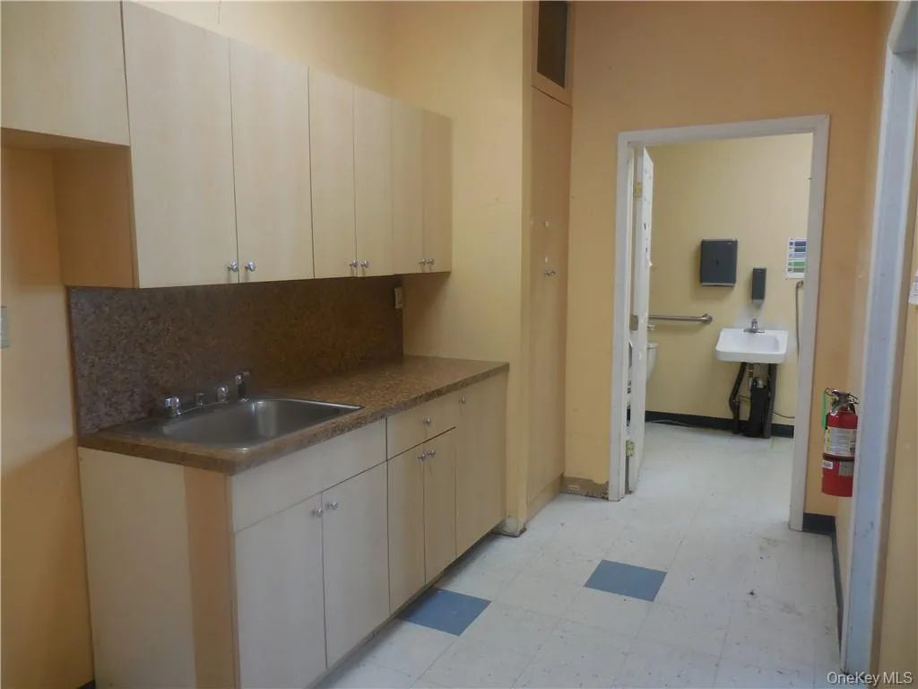 3054 Us Route 9W, New Windsor, NY, ,Commercial Lease,For Rent,Us Route 9W,0,1016451 3054 Us Route 9W, New Windsor, NY, ,Commercial Lease,For Rent,Us Route 9W,0,1016451