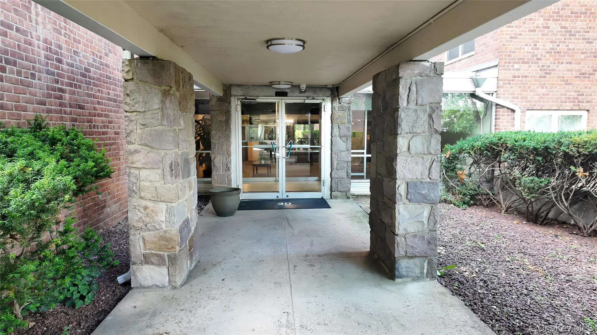 30 South Cole Avenue, Ramapo, NY, 3 Bedrooms Bedrooms, 7 Rooms Rooms,2 BathroomsBathrooms,Residential,For Rent,South Cole Avenue,0,1016453 30 South Cole Avenue, Ramapo, NY, 3 Bedrooms Bedrooms, 7 Rooms Rooms,2 BathroomsBathrooms,Residential,For Rent,South Cole Avenue,0,1016453