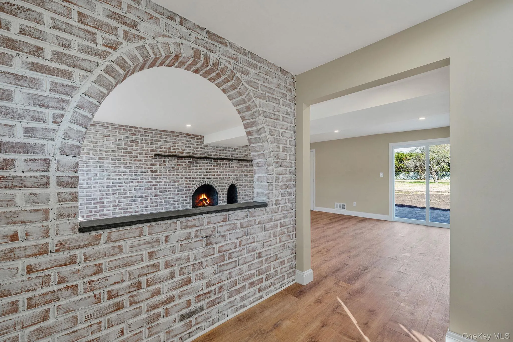 25 Greentree Drive, Islip, NY, 3 Bedrooms Bedrooms, 11 Rooms Rooms,1 BathroomBathrooms,Residential,For Rent,Greentree,0,1016458 25 Greentree Drive, Islip, NY, 3 Bedrooms Bedrooms, 11 Rooms Rooms,1 BathroomBathrooms,Residential,For Rent,Greentree,0,1016458