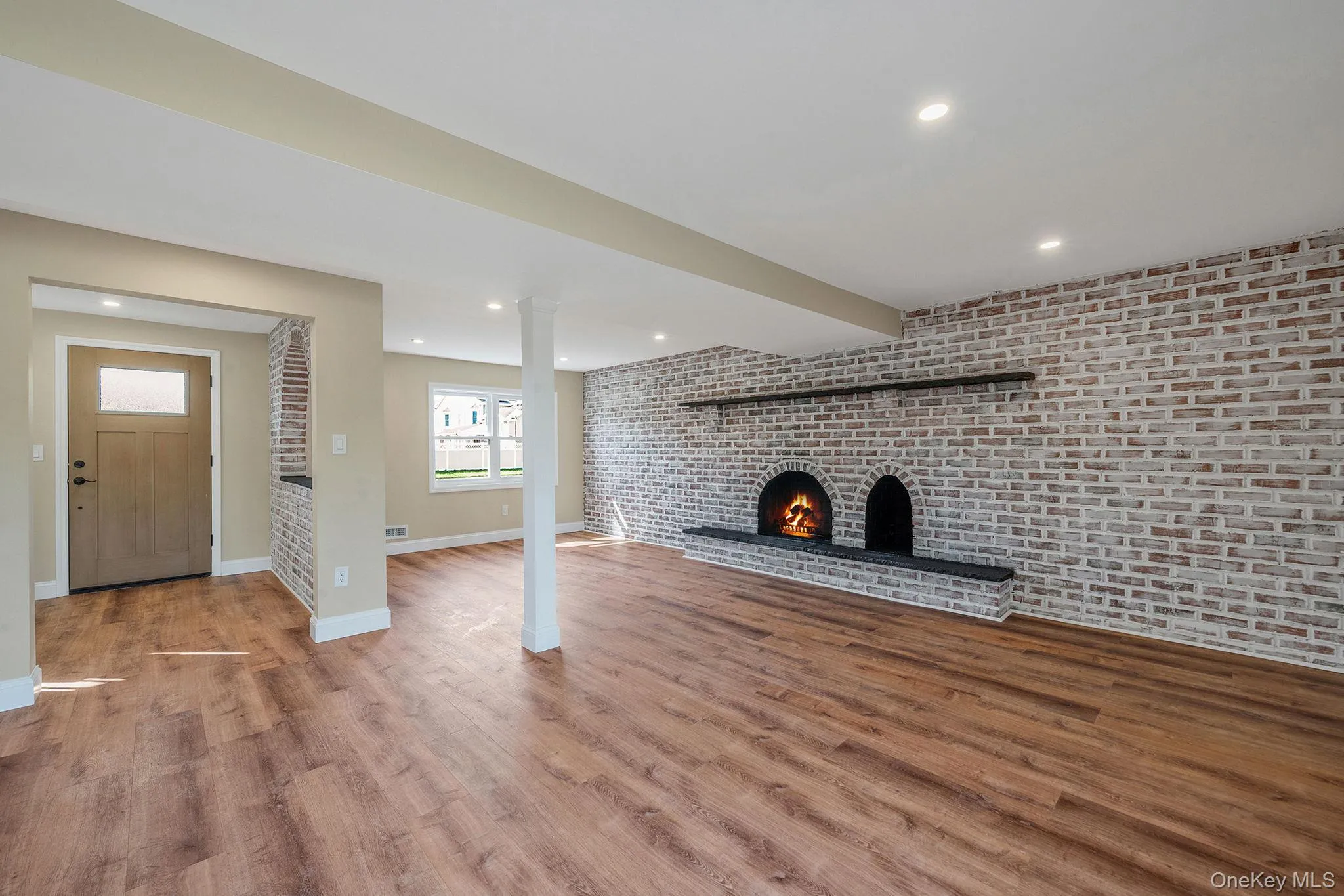 25 Greentree Drive, Islip, NY, 3 Bedrooms Bedrooms, 11 Rooms Rooms,1 BathroomBathrooms,Residential,For Rent,Greentree,0,1016458 25 Greentree Drive, Islip, NY, 3 Bedrooms Bedrooms, 11 Rooms Rooms,1 BathroomBathrooms,Residential,For Rent,Greentree,0,1016458