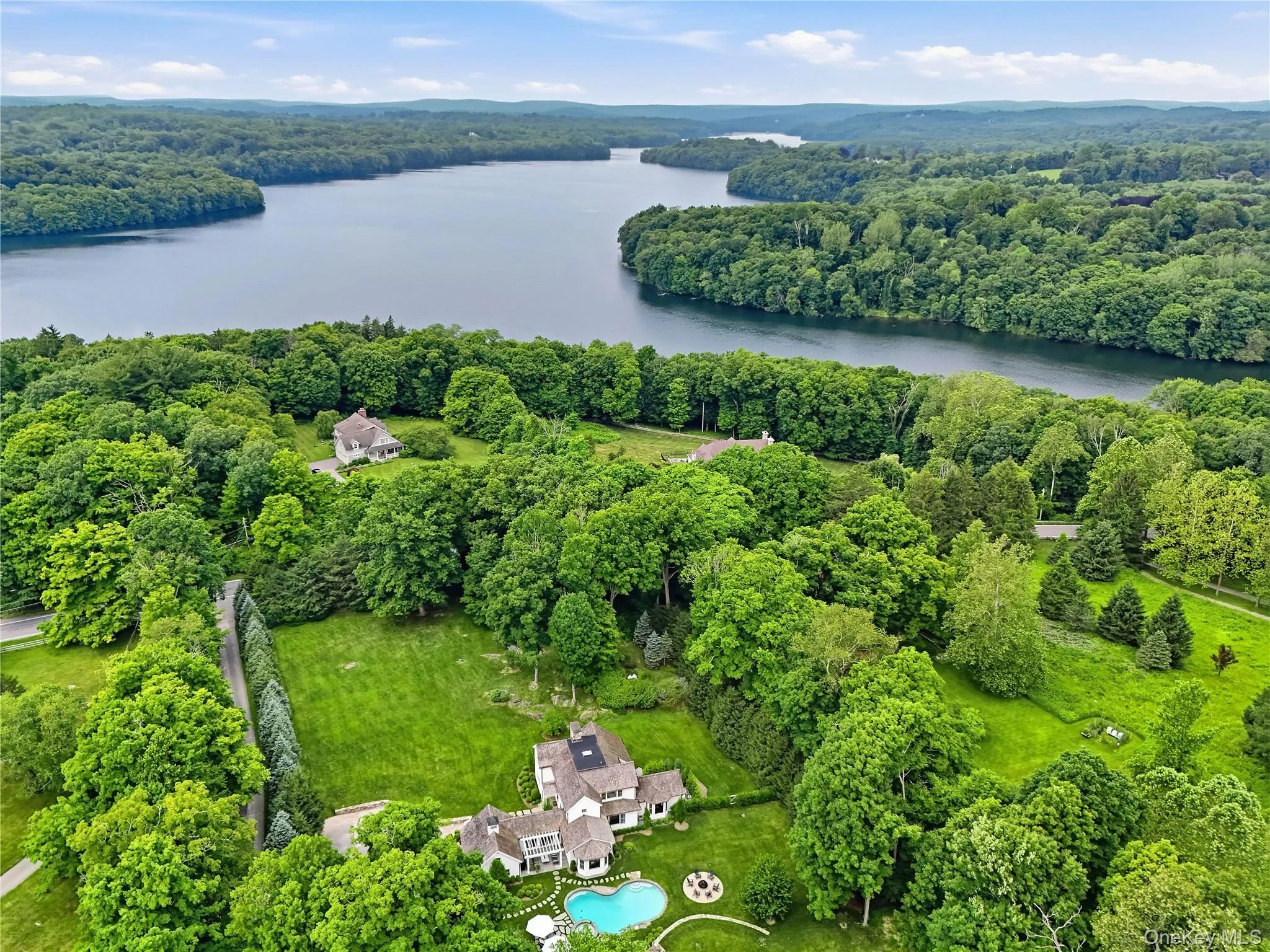 79 Cross River Road, Pound Ridge, NY, 4 Bedrooms Bedrooms, 15 Rooms Rooms,3 BathroomsBathrooms,Residential,For Rent,Cross River,0,1016459 79 Cross River Road, Pound Ridge, NY, 4 Bedrooms Bedrooms, 15 Rooms Rooms,3 BathroomsBathrooms,Residential,For Rent,Cross River,0,1016459