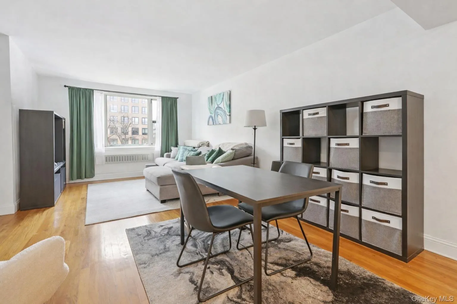 30 Broadway, White Plains, NY, 2 Bedrooms Bedrooms, 5 Rooms Rooms,1 BathroomBathrooms,Residential,For Rent,Broadway,0,1016463 30 Broadway, White Plains, NY, 2 Bedrooms Bedrooms, 5 Rooms Rooms,1 BathroomBathrooms,Residential,For Rent,Broadway,0,1016463
