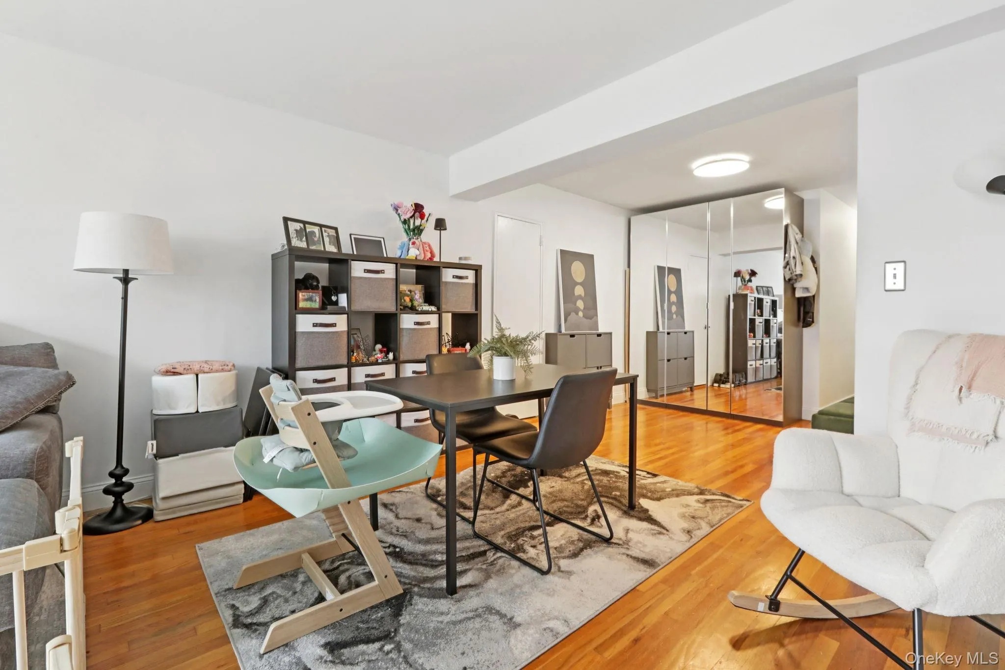 30 Broadway, White Plains, NY, 2 Bedrooms Bedrooms, 5 Rooms Rooms,1 BathroomBathrooms,Residential,For Rent,Broadway,0,1016463 30 Broadway, White Plains, NY, 2 Bedrooms Bedrooms, 5 Rooms Rooms,1 BathroomBathrooms,Residential,For Rent,Broadway,0,1016463