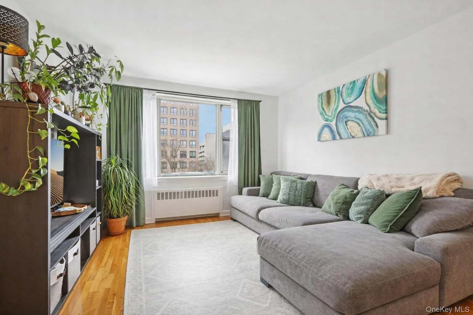 30 Broadway, White Plains, NY, 2 Bedrooms Bedrooms, 5 Rooms Rooms,1 BathroomBathrooms,Residential,For Rent,Broadway,0,1016463 30 Broadway, White Plains, NY, 2 Bedrooms Bedrooms, 5 Rooms Rooms,1 BathroomBathrooms,Residential,For Rent,Broadway,0,1016463