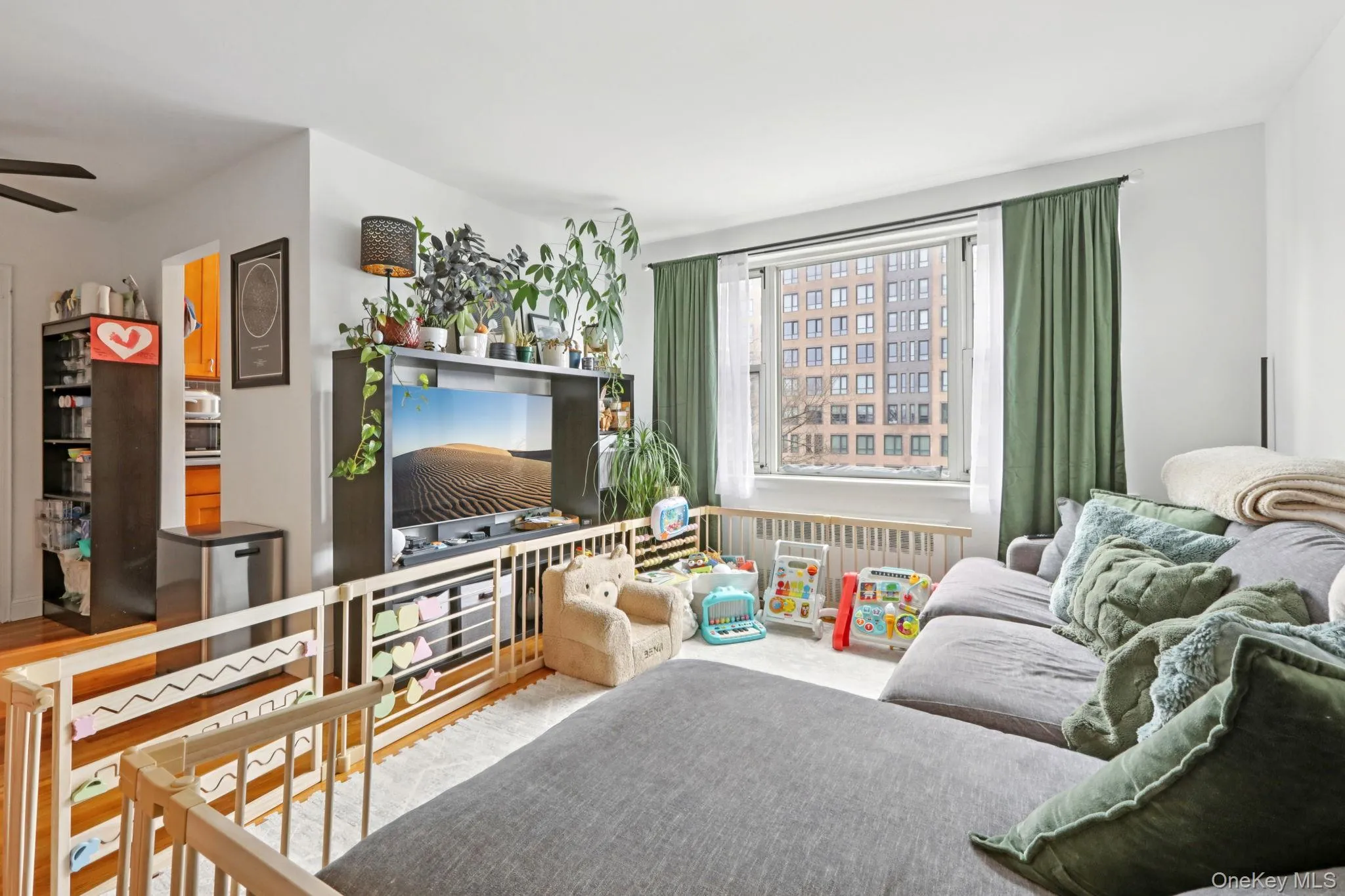 30 Broadway, White Plains, NY, 2 Bedrooms Bedrooms, 5 Rooms Rooms,1 BathroomBathrooms,Residential,For Rent,Broadway,0,1016463 30 Broadway, White Plains, NY, 2 Bedrooms Bedrooms, 5 Rooms Rooms,1 BathroomBathrooms,Residential,For Rent,Broadway,0,1016463