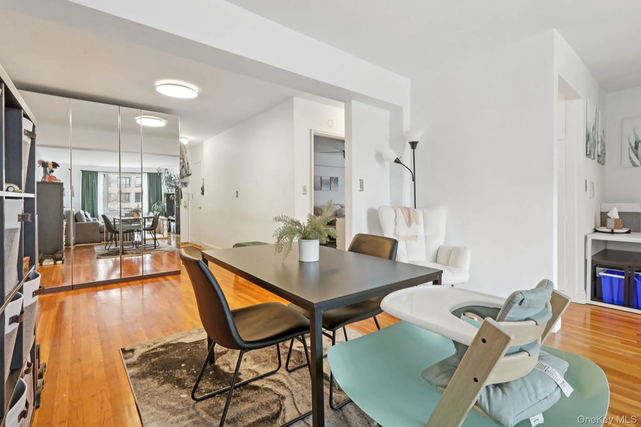 30 Broadway, White Plains, NY, 2 Bedrooms Bedrooms, 5 Rooms Rooms,1 BathroomBathrooms,Residential,For Rent,Broadway,0,1016463 30 Broadway, White Plains, NY, 2 Bedrooms Bedrooms, 5 Rooms Rooms,1 BathroomBathrooms,Residential,For Rent,Broadway,0,1016463