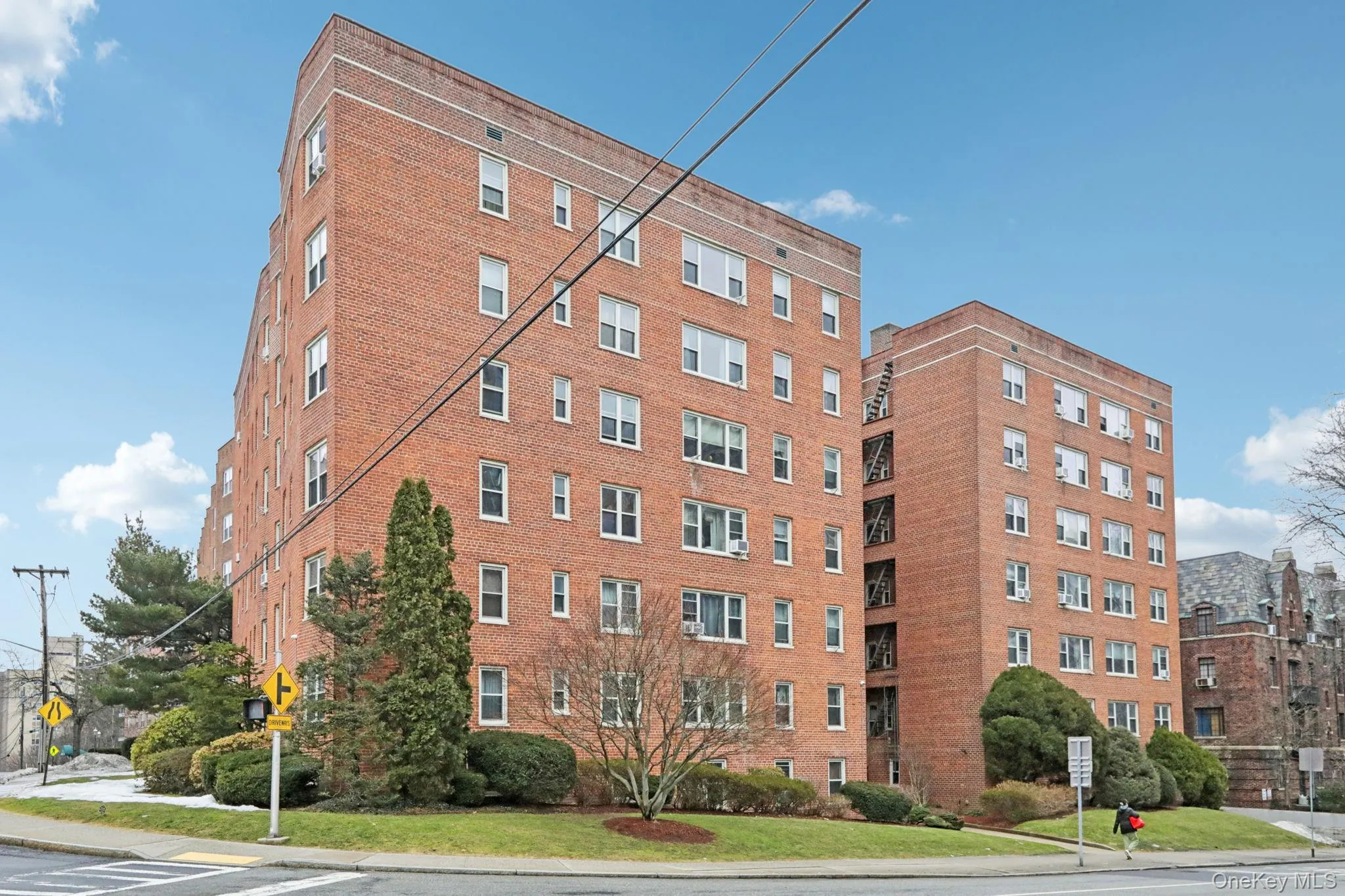 30 Broadway, White Plains, NY, 2 Bedrooms Bedrooms, 5 Rooms Rooms,1 BathroomBathrooms,Residential,For Rent,Broadway,0,1016463 30 Broadway, White Plains, NY, 2 Bedrooms Bedrooms, 5 Rooms Rooms,1 BathroomBathrooms,Residential,For Rent,Broadway,0,1016463