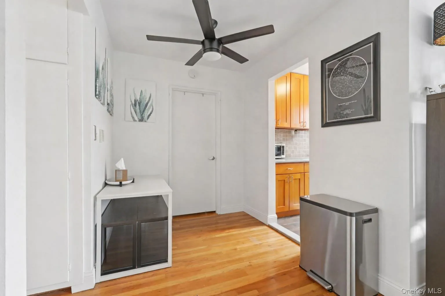 30 Broadway, White Plains, NY, 2 Bedrooms Bedrooms, 5 Rooms Rooms,1 BathroomBathrooms,Residential,For Rent,Broadway,0,1016463 30 Broadway, White Plains, NY, 2 Bedrooms Bedrooms, 5 Rooms Rooms,1 BathroomBathrooms,Residential,For Rent,Broadway,0,1016463