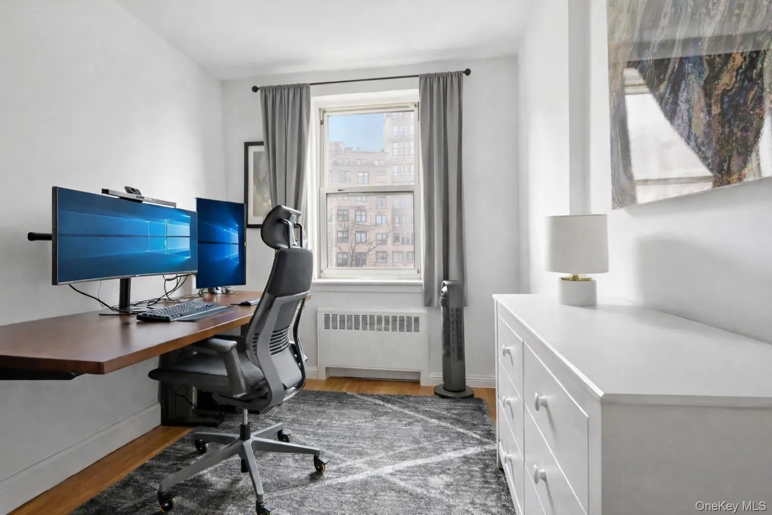 30 Broadway, White Plains, NY, 2 Bedrooms Bedrooms, 5 Rooms Rooms,1 BathroomBathrooms,Residential,For Rent,Broadway,0,1016463 30 Broadway, White Plains, NY, 2 Bedrooms Bedrooms, 5 Rooms Rooms,1 BathroomBathrooms,Residential,For Rent,Broadway,0,1016463