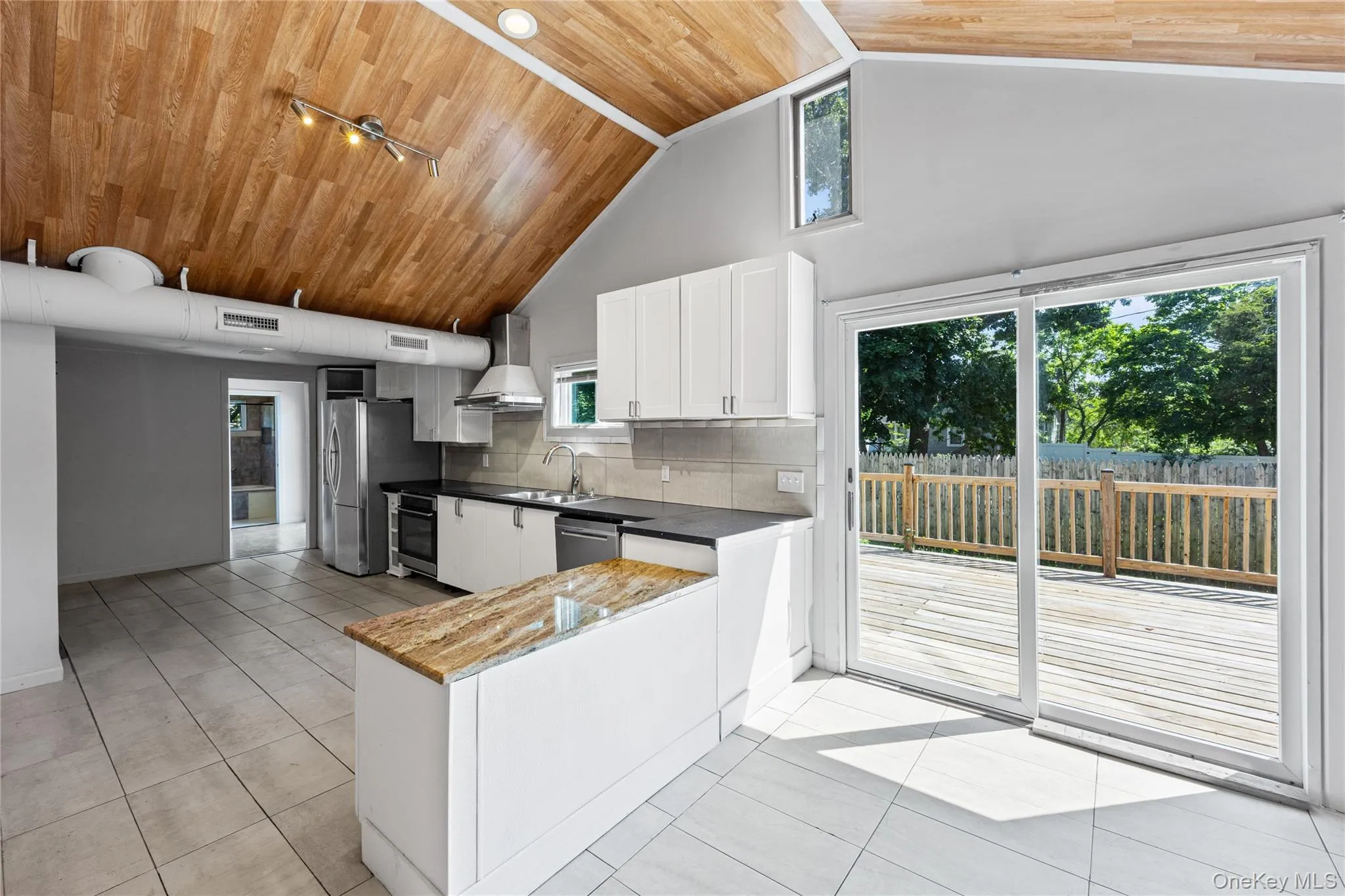 3 Laurel Road, Brookhaven, NY, 3 Bedrooms Bedrooms, 6 Rooms Rooms,2 BathroomsBathrooms,Residential,For Rent,Laurel,0,1016464 3 Laurel Road, Brookhaven, NY, 3 Bedrooms Bedrooms, 6 Rooms Rooms,2 BathroomsBathrooms,Residential,For Rent,Laurel,0,1016464
