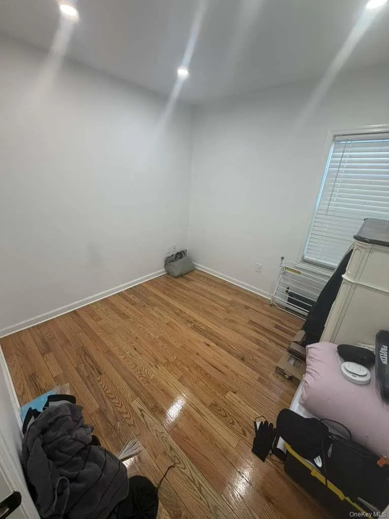 9508 Linden Boulevard, New York, NY, 3 Bedrooms Bedrooms, 7 Rooms Rooms,2 BathroomsBathrooms,Residential,For Rent,Linden,0,1016470 9508 Linden Boulevard, New York, NY, 3 Bedrooms Bedrooms, 7 Rooms Rooms,2 BathroomsBathrooms,Residential,For Rent,Linden,0,1016470