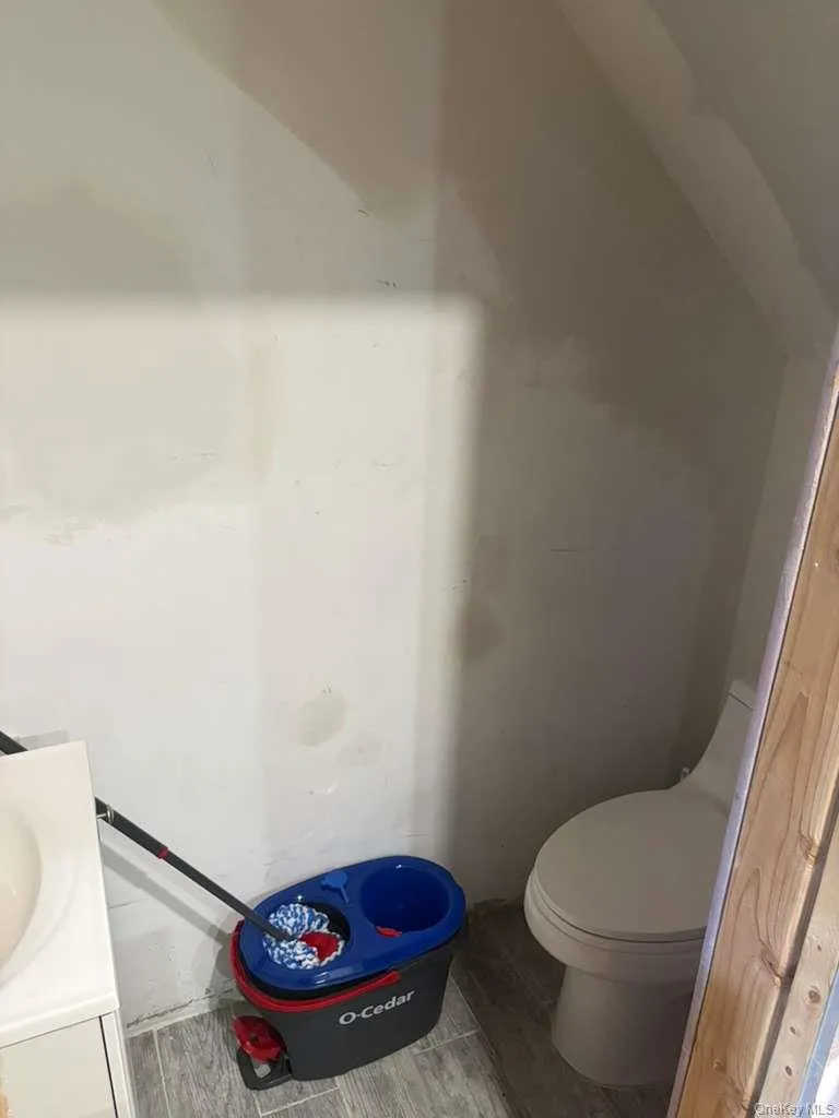 9508 Linden Boulevard, New York, NY, 3 Bedrooms Bedrooms, 7 Rooms Rooms,2 BathroomsBathrooms,Residential,For Rent,Linden,0,1016470 9508 Linden Boulevard, New York, NY, 3 Bedrooms Bedrooms, 7 Rooms Rooms,2 BathroomsBathrooms,Residential,For Rent,Linden,0,1016470