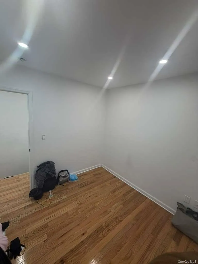 9508 Linden Boulevard, New York, NY, 3 Bedrooms Bedrooms, 7 Rooms Rooms,2 BathroomsBathrooms,Residential,For Rent,Linden,0,1016470 9508 Linden Boulevard, New York, NY, 3 Bedrooms Bedrooms, 7 Rooms Rooms,2 BathroomsBathrooms,Residential,For Rent,Linden,0,1016470