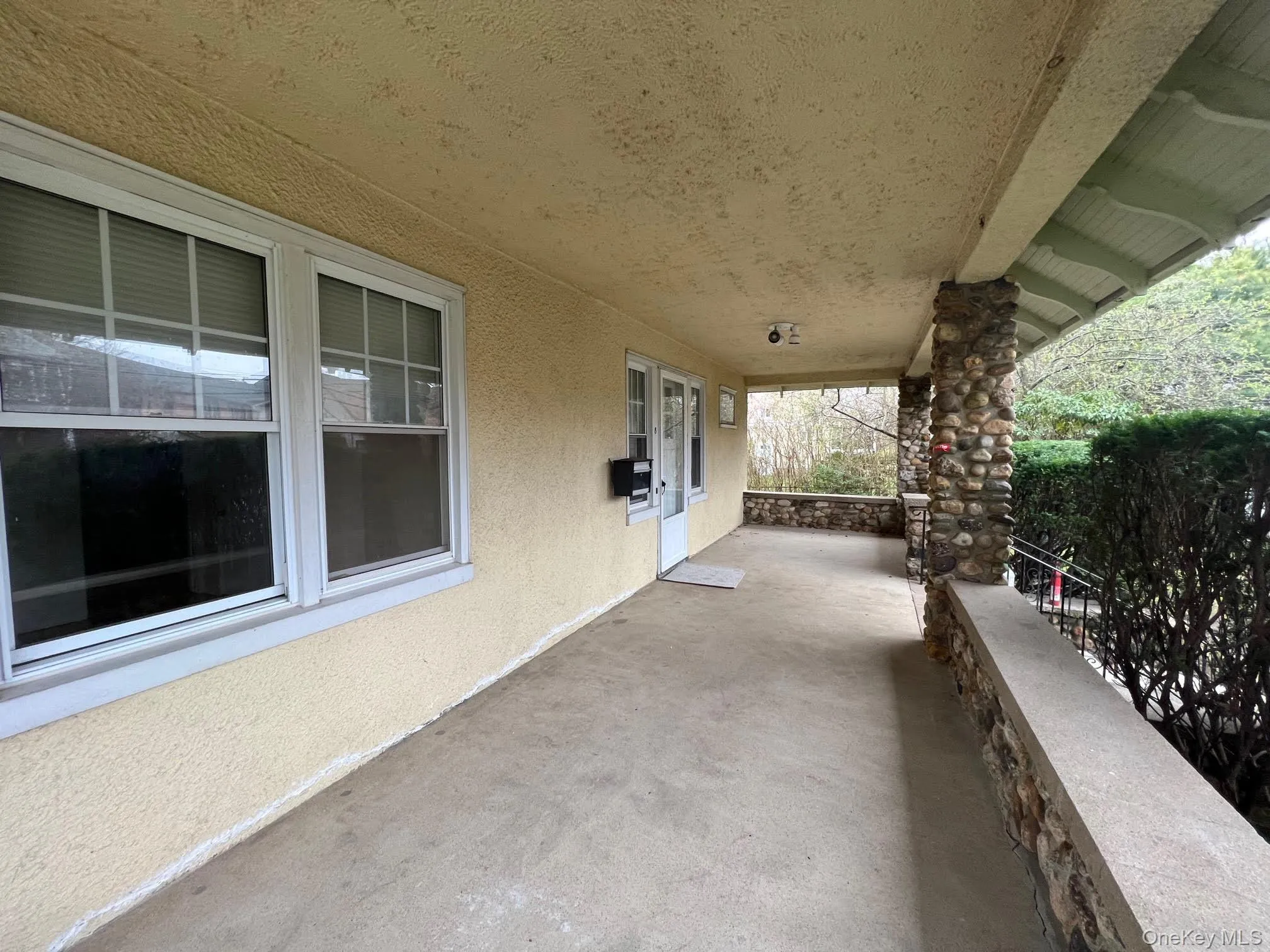 8 Bogart Avenue, North Hempstead, NY, 3 Bedrooms Bedrooms, 8 Rooms Rooms,2 BathroomsBathrooms,Residential Lease,For Rent,Bogart,0,1016474 8 Bogart Avenue, North Hempstead, NY, 3 Bedrooms Bedrooms, 8 Rooms Rooms,2 BathroomsBathrooms,Residential Lease,For Rent,Bogart,0,1016474