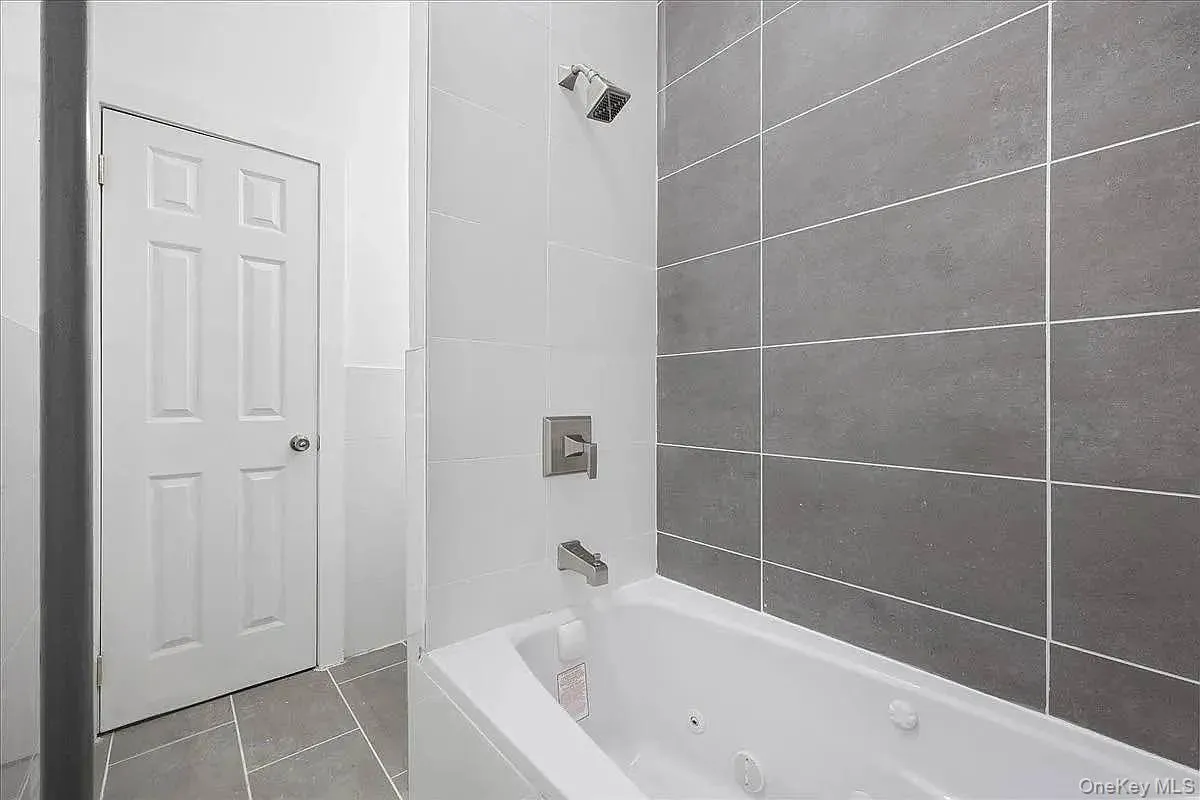 160 Wadsworth Avenue, New York, NY, 2 Bedrooms Bedrooms, 4 Rooms Rooms,1 BathroomBathrooms,Residential,For Rent,Wadsworth,0,1016475 160 Wadsworth Avenue, New York, NY, 2 Bedrooms Bedrooms, 4 Rooms Rooms,1 BathroomBathrooms,Residential,For Rent,Wadsworth,0,1016475