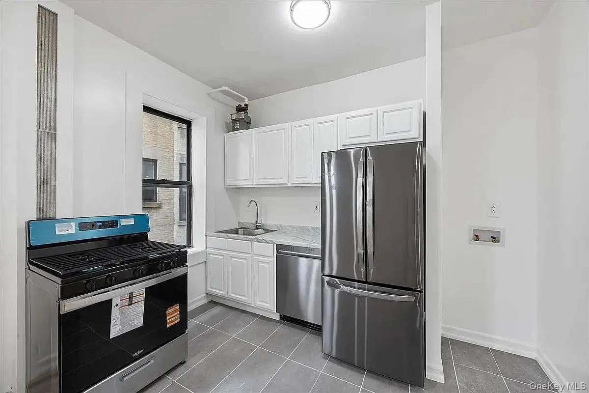 160 Wadsworth Avenue, New York, NY, 2 Bedrooms Bedrooms, 4 Rooms Rooms,1 BathroomBathrooms,Residential,For Rent,Wadsworth,0,1016475 160 Wadsworth Avenue, New York, NY, 2 Bedrooms Bedrooms, 4 Rooms Rooms,1 BathroomBathrooms,Residential,For Rent,Wadsworth,0,1016475