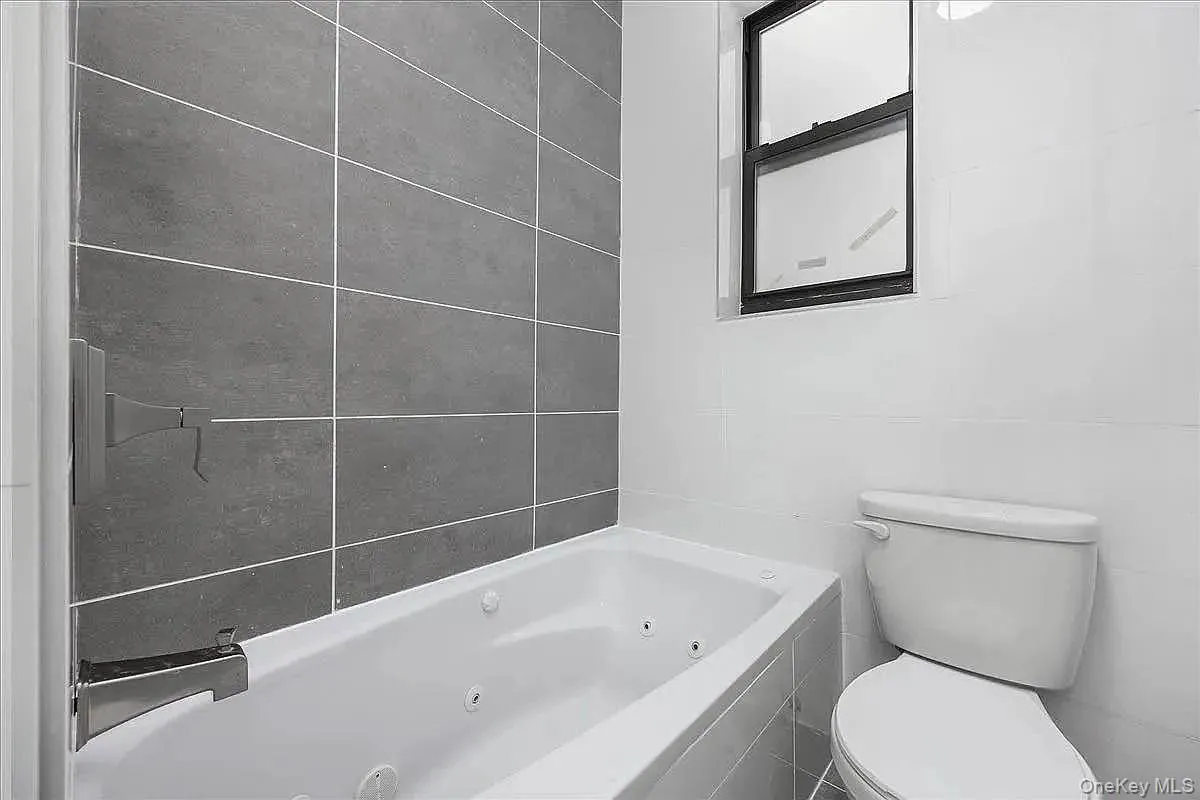 160 Wadsworth Avenue, New York, NY, 2 Bedrooms Bedrooms, 4 Rooms Rooms,1 BathroomBathrooms,Residential,For Rent,Wadsworth,0,1016475 160 Wadsworth Avenue, New York, NY, 2 Bedrooms Bedrooms, 4 Rooms Rooms,1 BathroomBathrooms,Residential,For Rent,Wadsworth,0,1016475