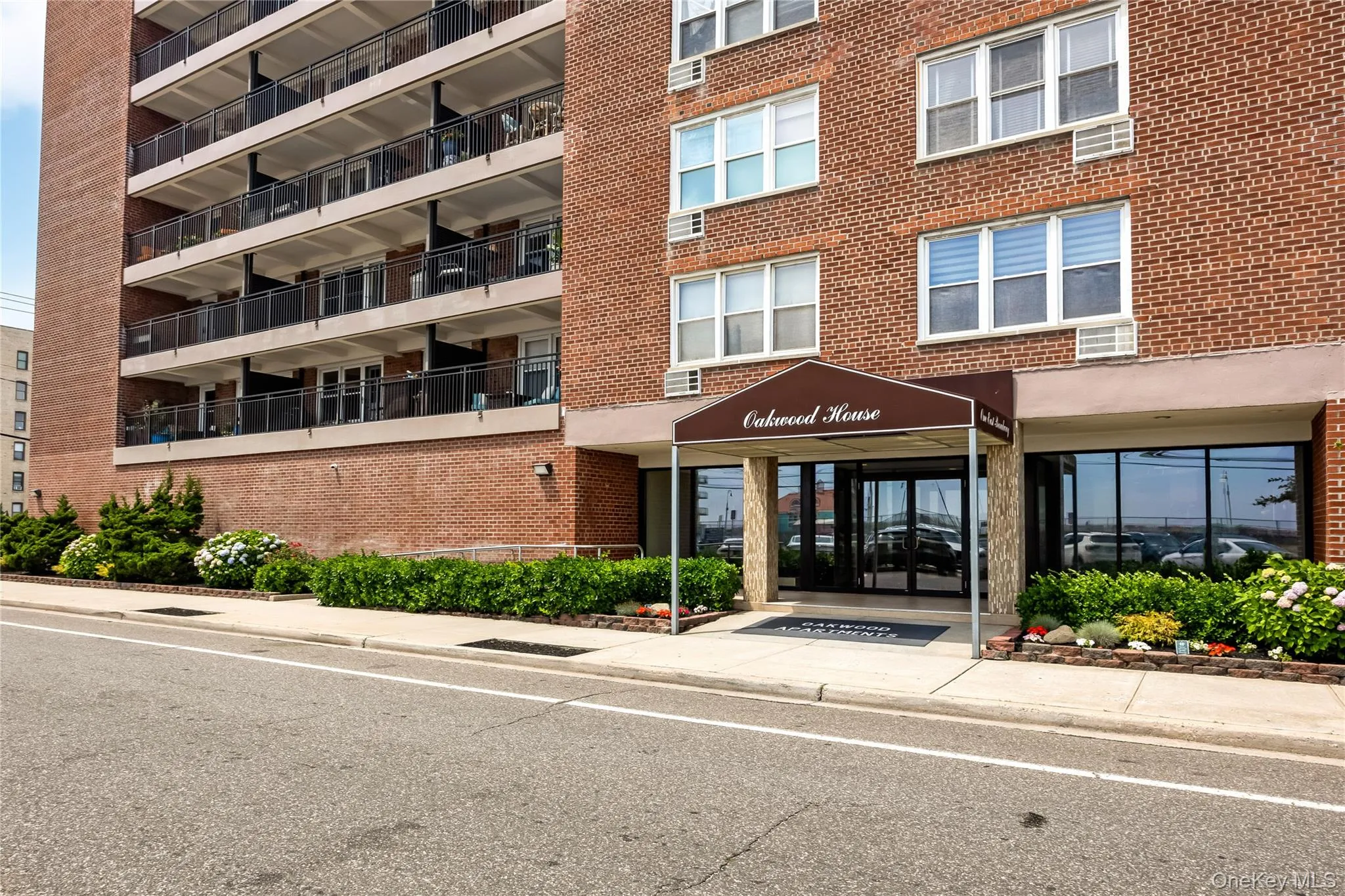 1 East Broadway, Long Beach, NY, 2 Bedrooms Bedrooms, 5 Rooms Rooms,1 BathroomBathrooms,Residential,For Rent,East Broadway,0,1016476 1 East Broadway, Long Beach, NY, 2 Bedrooms Bedrooms, 5 Rooms Rooms,1 BathroomBathrooms,Residential,For Rent,East Broadway,0,1016476