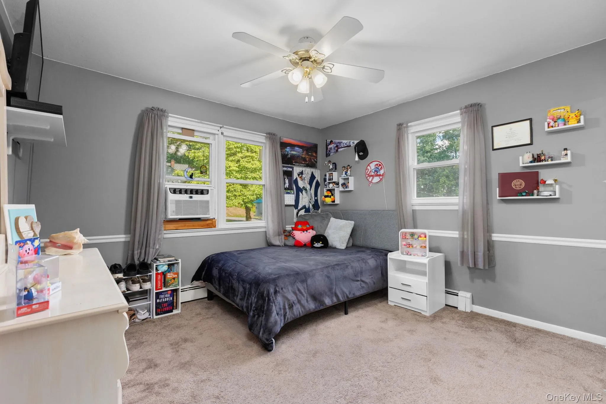 Bedroom 2 has a full size bed with a built in mirrored closet, dresser and TV. Bedroom 2 has a full size bed with a built in mirrored closet, dresser and TV.