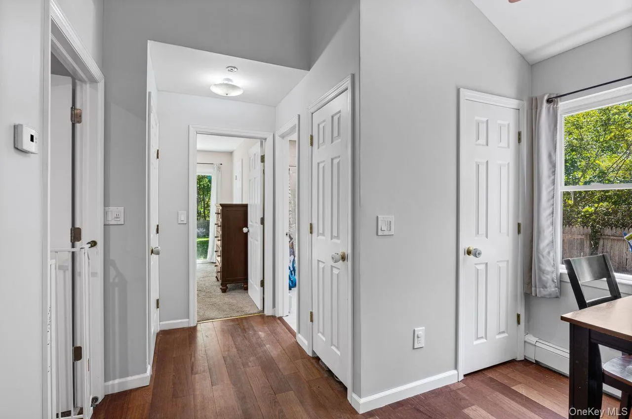 283 Railroad Avenue, Brookhaven, NY, 2 Bedrooms Bedrooms, 3 Rooms Rooms,1 BathroomBathrooms,Residential,For Rent,Railroad,0,KEY1016482 283 Railroad Avenue, Brookhaven, NY, 2 Bedrooms Bedrooms, 3 Rooms Rooms,1 BathroomBathrooms,Residential,For Rent,Railroad,0,KEY1016482