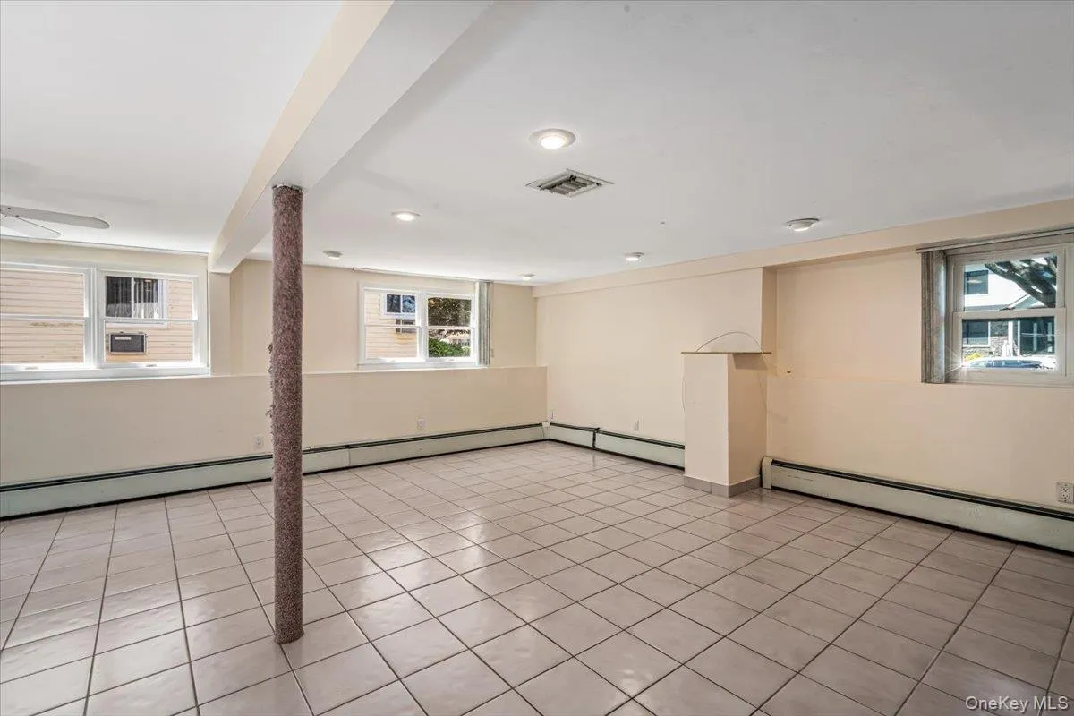 7 Margaret Drive, Oyster Bay, NY, 3 Bedrooms Bedrooms, 7 Rooms Rooms,2 BathroomsBathrooms,Residential,For Rent,Margaret,0,1016484 7 Margaret Drive, Oyster Bay, NY, 3 Bedrooms Bedrooms, 7 Rooms Rooms,2 BathroomsBathrooms,Residential,For Rent,Margaret,0,1016484