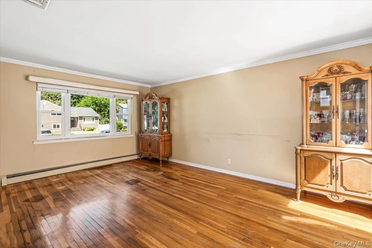 7 Margaret Drive, Oyster Bay, NY, 3 Bedrooms Bedrooms, 7 Rooms Rooms,2 BathroomsBathrooms,Residential,For Rent,Margaret,0,1016484 7 Margaret Drive, Oyster Bay, NY, 3 Bedrooms Bedrooms, 7 Rooms Rooms,2 BathroomsBathrooms,Residential,For Rent,Margaret,0,1016484