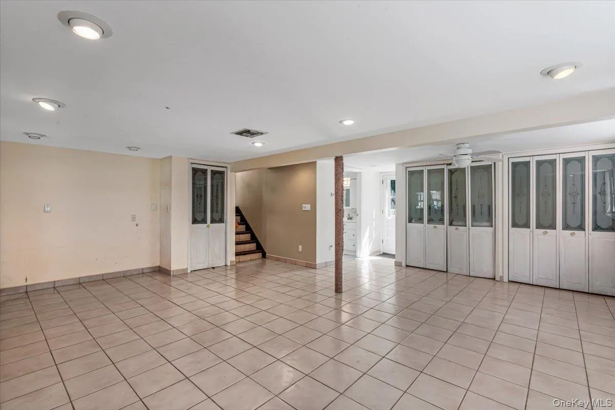 7 Margaret Drive, Oyster Bay, NY, 3 Bedrooms Bedrooms, 7 Rooms Rooms,2 BathroomsBathrooms,Residential,For Rent,Margaret,0,1016484 7 Margaret Drive, Oyster Bay, NY, 3 Bedrooms Bedrooms, 7 Rooms Rooms,2 BathroomsBathrooms,Residential,For Rent,Margaret,0,1016484