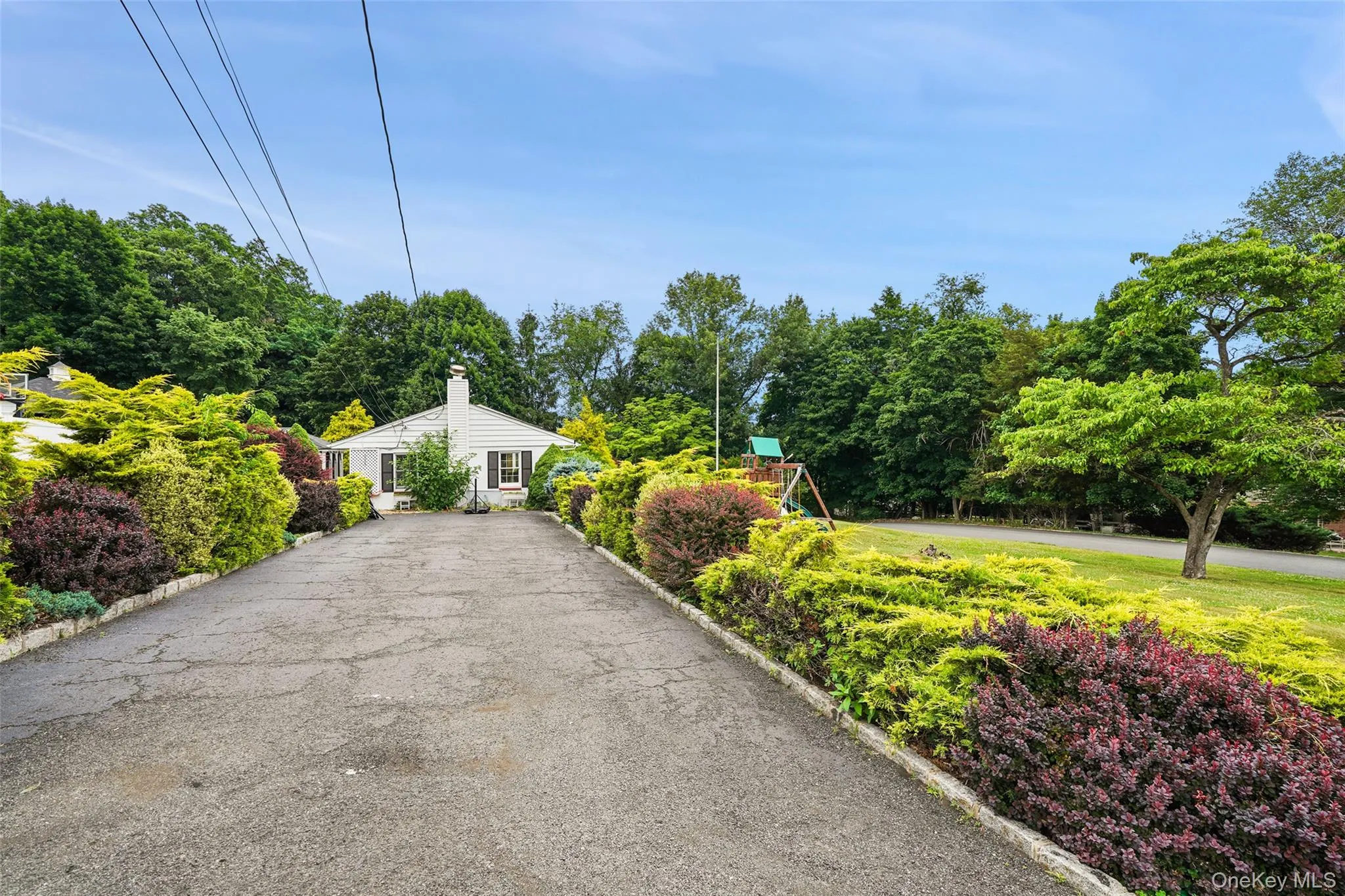 14 Brisman Drive, Haverstraw, NY, 3 Bedrooms Bedrooms, 8 Rooms Rooms,1 BathroomBathrooms,Residential,For Rent,Brisman,0,1016490 14 Brisman Drive, Haverstraw, NY, 3 Bedrooms Bedrooms, 8 Rooms Rooms,1 BathroomBathrooms,Residential,For Rent,Brisman,0,1016490