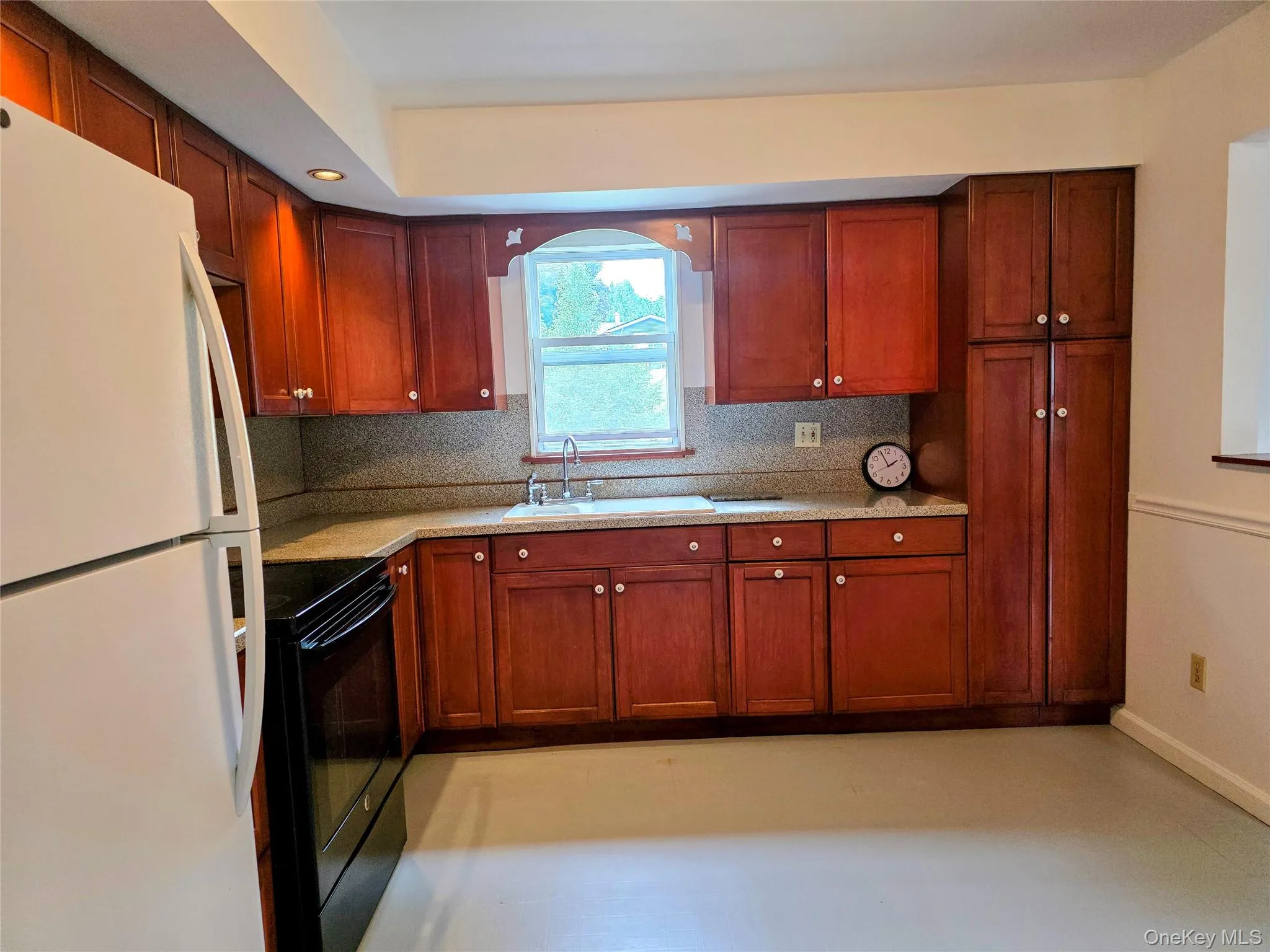 3 Abbey Road, Hyde Park, NY, 3 Bedrooms Bedrooms, 8 Rooms Rooms,1 BathroomBathrooms,Residential,For Rent,Abbey,0,1016491 3 Abbey Road, Hyde Park, NY, 3 Bedrooms Bedrooms, 8 Rooms Rooms,1 BathroomBathrooms,Residential,For Rent,Abbey,0,1016491