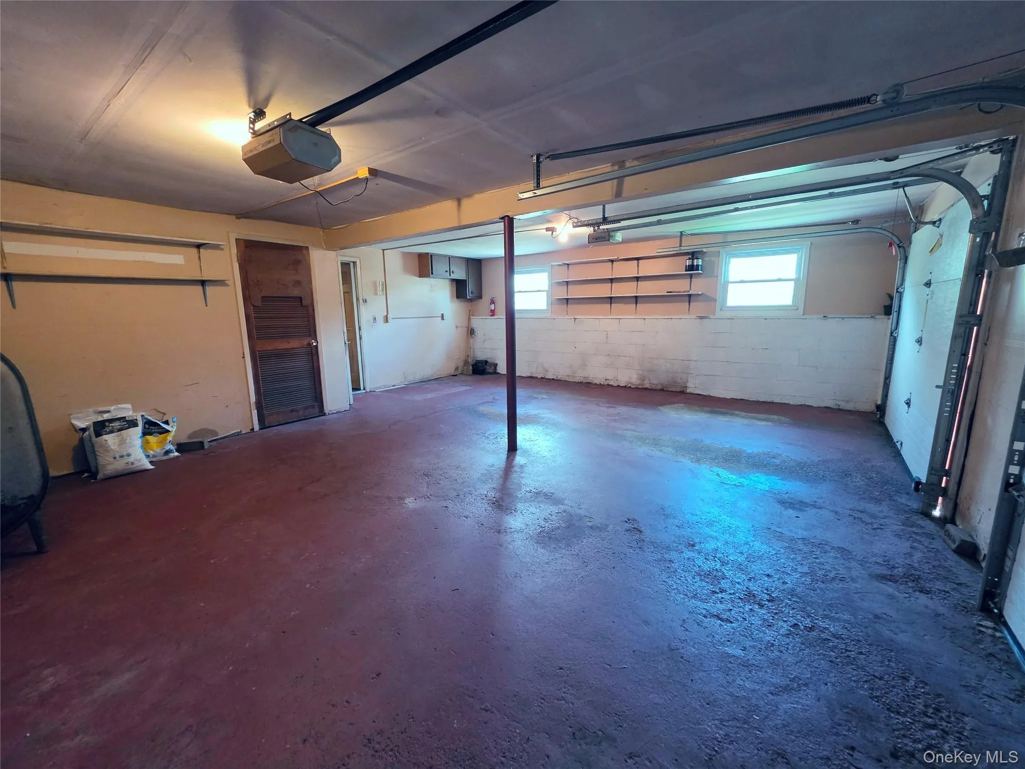 3 Abbey Road, Hyde Park, NY, 3 Bedrooms Bedrooms, 8 Rooms Rooms,1 BathroomBathrooms,Residential,For Rent,Abbey,0,1016491 3 Abbey Road, Hyde Park, NY, 3 Bedrooms Bedrooms, 8 Rooms Rooms,1 BathroomBathrooms,Residential,For Rent,Abbey,0,1016491