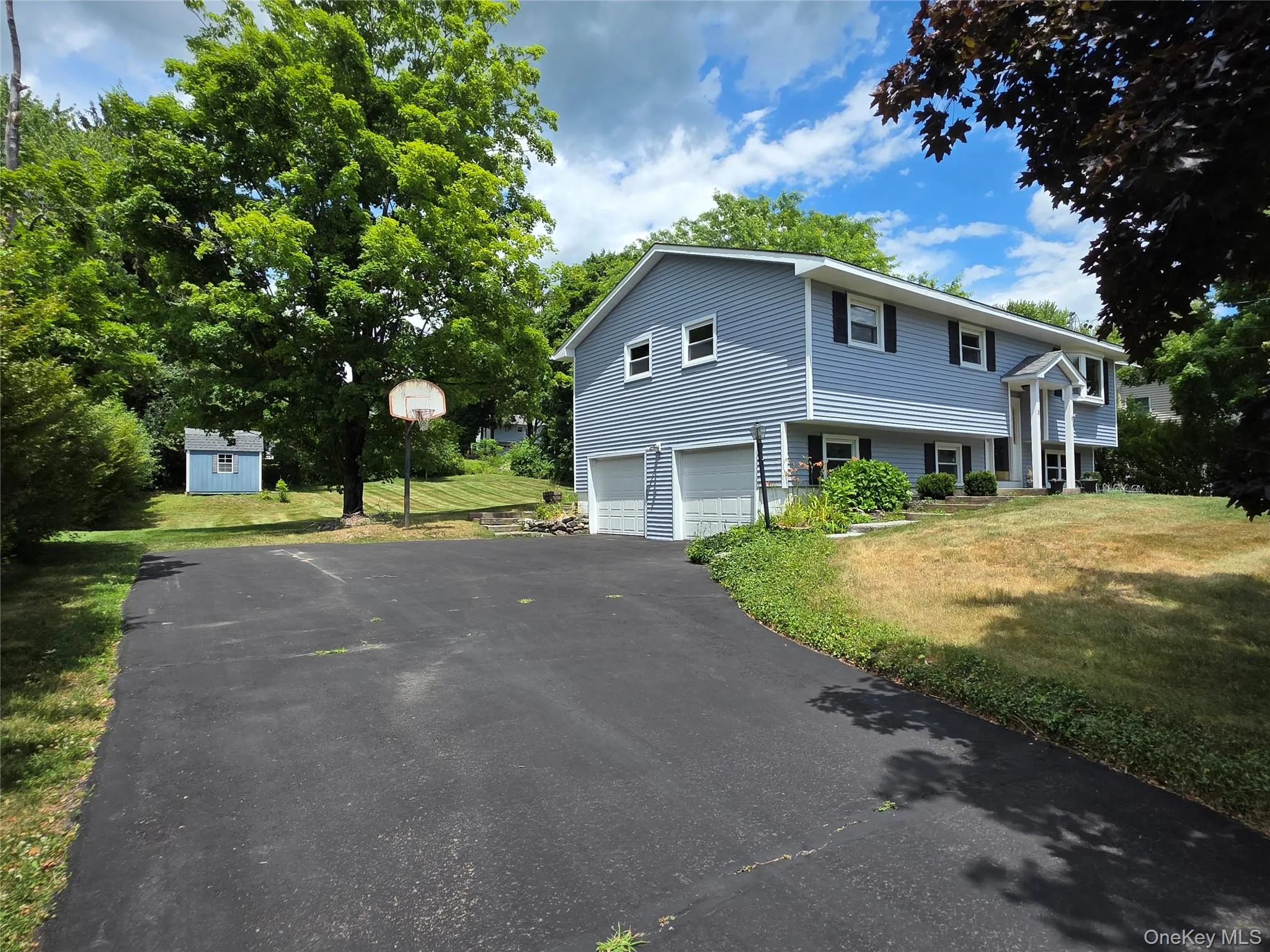 3 Abbey Road, Hyde Park, NY, 3 Bedrooms Bedrooms, 8 Rooms Rooms,1 BathroomBathrooms,Residential,For Rent,Abbey,0,1016491 3 Abbey Road, Hyde Park, NY, 3 Bedrooms Bedrooms, 8 Rooms Rooms,1 BathroomBathrooms,Residential,For Rent,Abbey,0,1016491