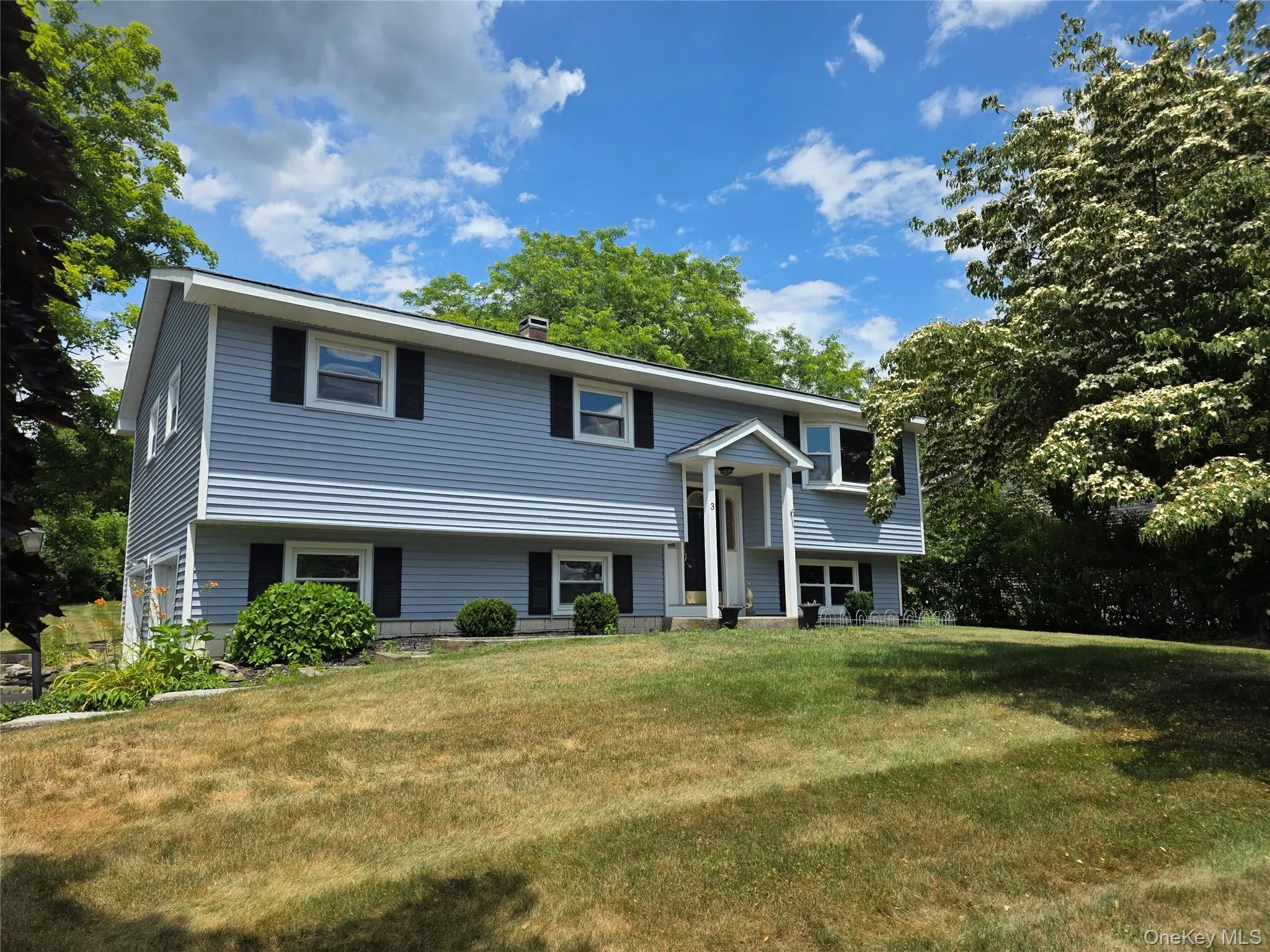 3 Abbey Road, Hyde Park, NY, 3 Bedrooms Bedrooms, 8 Rooms Rooms,1 BathroomBathrooms,Residential,For Rent,Abbey,0,1016491 3 Abbey Road, Hyde Park, NY, 3 Bedrooms Bedrooms, 8 Rooms Rooms,1 BathroomBathrooms,Residential,For Rent,Abbey,0,1016491