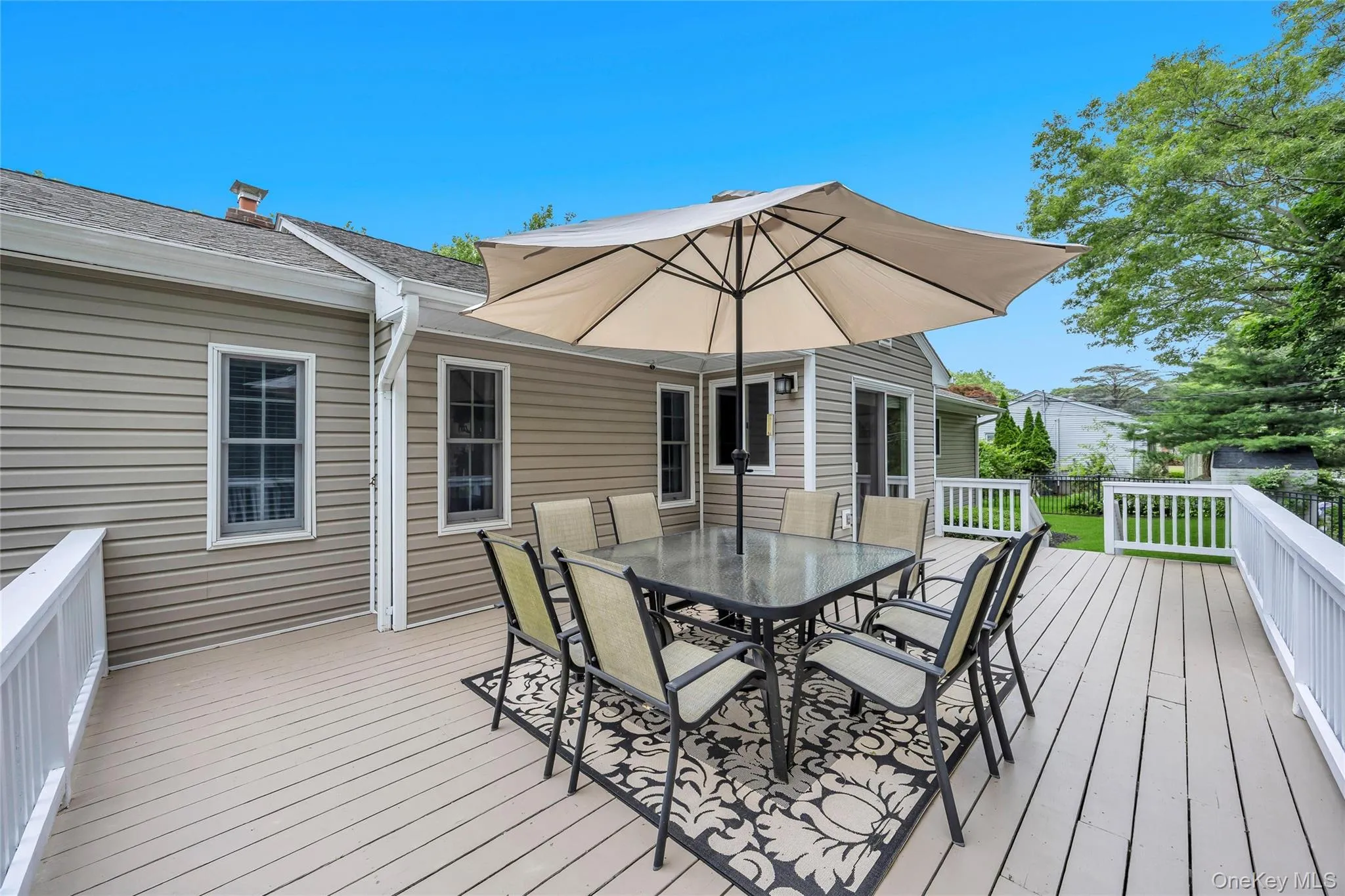 4 Long Hill Road, Smithtown, NY, 5 Bedrooms Bedrooms, 9 Rooms Rooms,3 BathroomsBathrooms,Residential,For Rent,Long Hill,0,1016495 4 Long Hill Road, Smithtown, NY, 5 Bedrooms Bedrooms, 9 Rooms Rooms,3 BathroomsBathrooms,Residential,For Rent,Long Hill,0,1016495