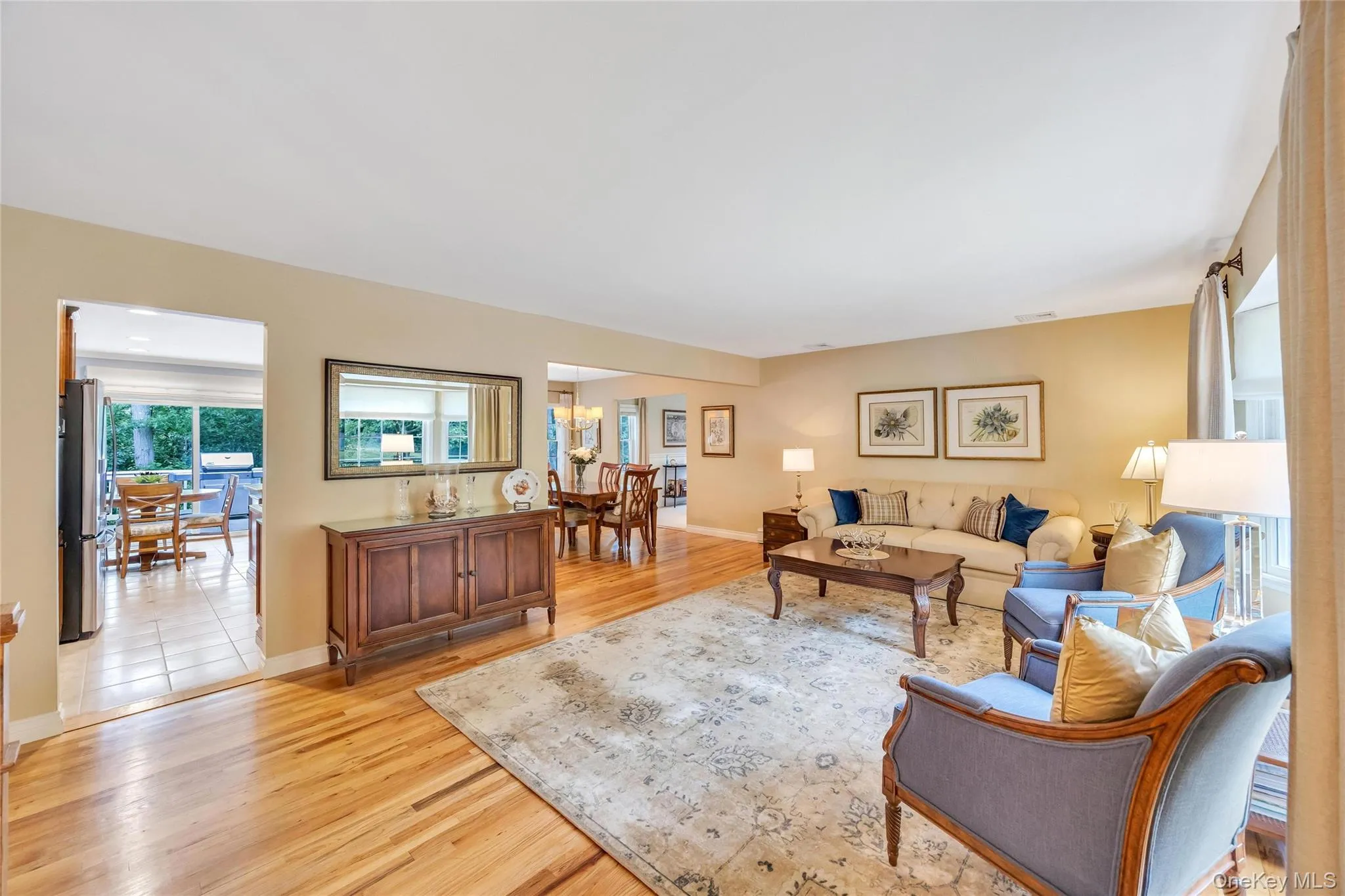 4 Long Hill Road, Smithtown, NY, 5 Bedrooms Bedrooms, 9 Rooms Rooms,3 BathroomsBathrooms,Residential,For Rent,Long Hill,0,1016495 4 Long Hill Road, Smithtown, NY, 5 Bedrooms Bedrooms, 9 Rooms Rooms,3 BathroomsBathrooms,Residential,For Rent,Long Hill,0,1016495