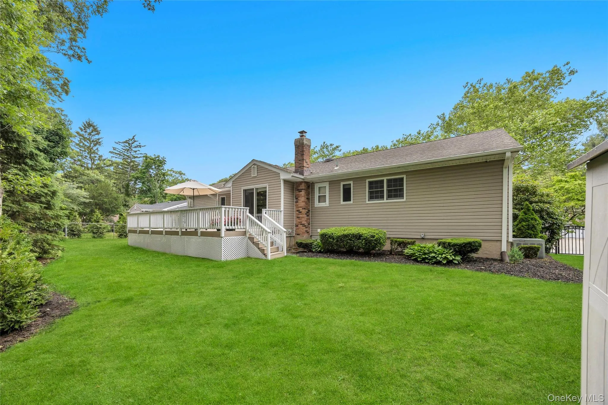 4 Long Hill Road, Smithtown, NY, 5 Bedrooms Bedrooms, 9 Rooms Rooms,3 BathroomsBathrooms,Residential,For Rent,Long Hill,0,1016495 4 Long Hill Road, Smithtown, NY, 5 Bedrooms Bedrooms, 9 Rooms Rooms,3 BathroomsBathrooms,Residential,For Rent,Long Hill,0,1016495