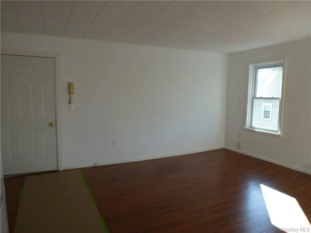1217 Main Street, Yorktown, NY, 1 Bedroom Bedrooms, 3 Rooms Rooms,1 BathroomBathrooms,Residential Lease,For Rent,Main,0,1016496 1217 Main Street, Yorktown, NY, 1 Bedroom Bedrooms, 3 Rooms Rooms,1 BathroomBathrooms,Residential Lease,For Rent,Main,0,1016496