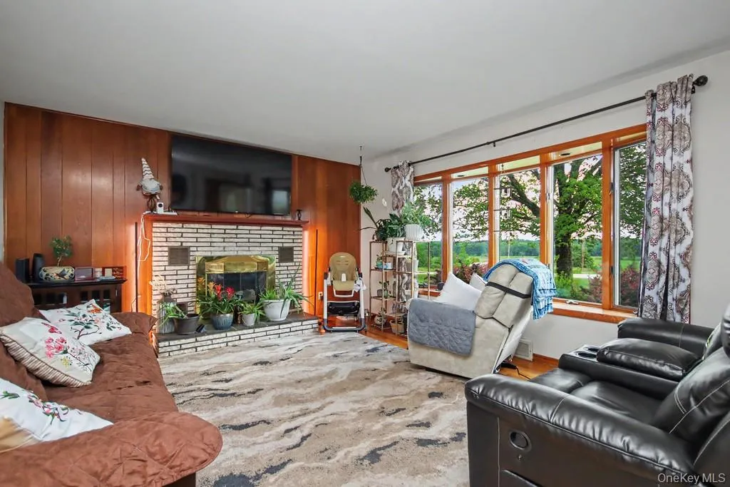 237 Pine Grove Road, Middletown, NY, 3 Bedrooms Bedrooms, 8 Rooms Rooms,1 BathroomBathrooms,Residential,For Rent,Pine Grove,0,KEY1016497 237 Pine Grove Road, Middletown, NY, 3 Bedrooms Bedrooms, 8 Rooms Rooms,1 BathroomBathrooms,Residential,For Rent,Pine Grove,0,KEY1016497