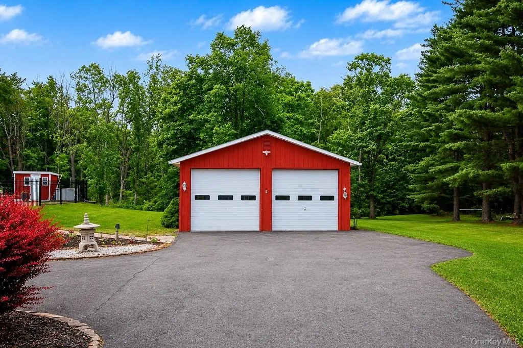 237 Pine Grove Road, Middletown, NY, 3 Bedrooms Bedrooms, 8 Rooms Rooms,1 BathroomBathrooms,Residential,For Rent,Pine Grove,0,KEY1016497 237 Pine Grove Road, Middletown, NY, 3 Bedrooms Bedrooms, 8 Rooms Rooms,1 BathroomBathrooms,Residential,For Rent,Pine Grove,0,KEY1016497