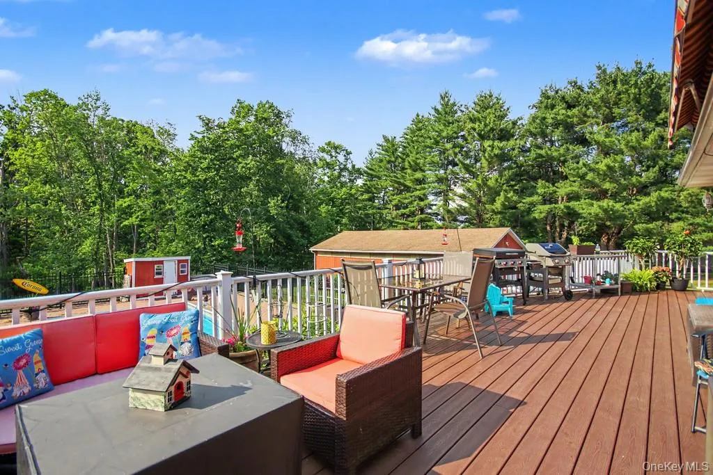 237 Pine Grove Road, Middletown, NY, 3 Bedrooms Bedrooms, 8 Rooms Rooms,1 BathroomBathrooms,Residential,For Rent,Pine Grove,0,KEY1016497 237 Pine Grove Road, Middletown, NY, 3 Bedrooms Bedrooms, 8 Rooms Rooms,1 BathroomBathrooms,Residential,For Rent,Pine Grove,0,KEY1016497