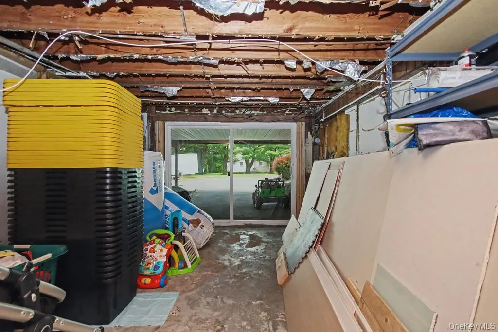 237 Pine Grove Road, Middletown, NY, 3 Bedrooms Bedrooms, 8 Rooms Rooms,1 BathroomBathrooms,Residential,For Rent,Pine Grove,0,KEY1016497 237 Pine Grove Road, Middletown, NY, 3 Bedrooms Bedrooms, 8 Rooms Rooms,1 BathroomBathrooms,Residential,For Rent,Pine Grove,0,KEY1016497