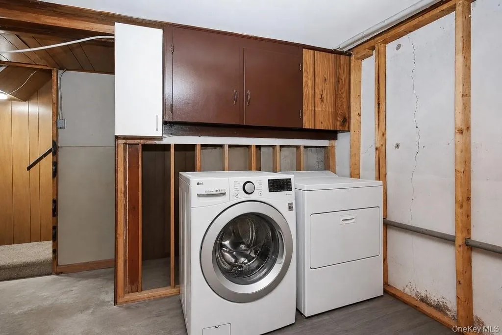 237 Pine Grove Road, Middletown, NY, 3 Bedrooms Bedrooms, 8 Rooms Rooms,1 BathroomBathrooms,Residential,For Rent,Pine Grove,0,KEY1016497 237 Pine Grove Road, Middletown, NY, 3 Bedrooms Bedrooms, 8 Rooms Rooms,1 BathroomBathrooms,Residential,For Rent,Pine Grove,0,KEY1016497
