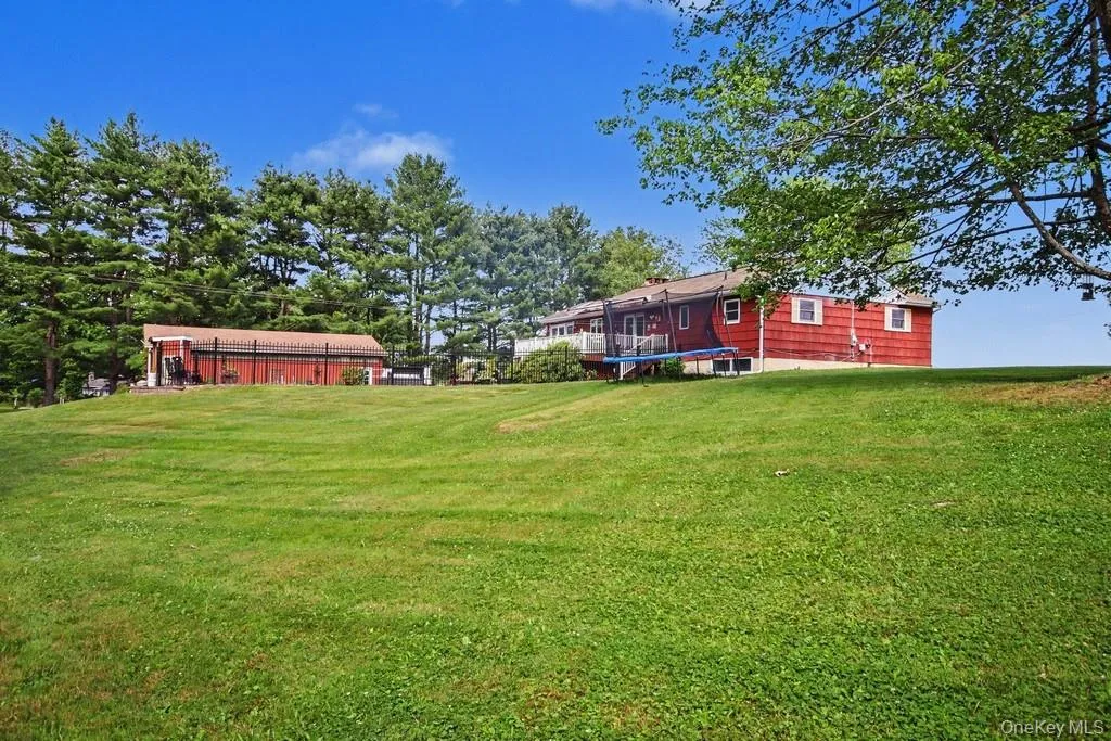 237 Pine Grove Road, Middletown, NY, 3 Bedrooms Bedrooms, 8 Rooms Rooms,1 BathroomBathrooms,Residential,For Rent,Pine Grove,0,KEY1016497 237 Pine Grove Road, Middletown, NY, 3 Bedrooms Bedrooms, 8 Rooms Rooms,1 BathroomBathrooms,Residential,For Rent,Pine Grove,0,KEY1016497