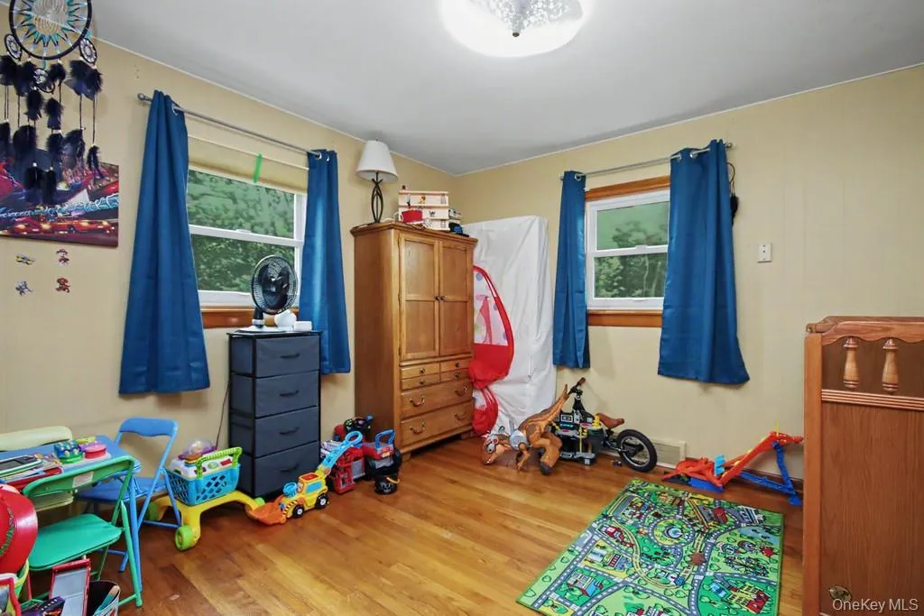 237 Pine Grove Road, Middletown, NY, 3 Bedrooms Bedrooms, 8 Rooms Rooms,1 BathroomBathrooms,Residential,For Rent,Pine Grove,0,KEY1016497 237 Pine Grove Road, Middletown, NY, 3 Bedrooms Bedrooms, 8 Rooms Rooms,1 BathroomBathrooms,Residential,For Rent,Pine Grove,0,KEY1016497