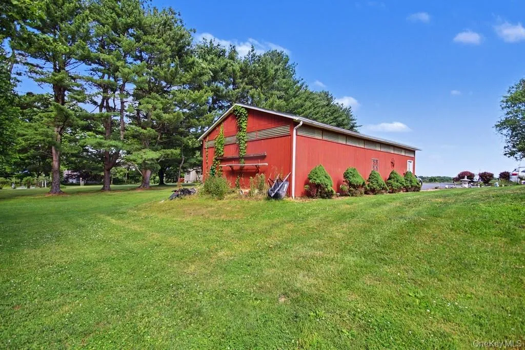 237 Pine Grove Road, Middletown, NY, 3 Bedrooms Bedrooms, 8 Rooms Rooms,1 BathroomBathrooms,Residential,For Rent,Pine Grove,0,KEY1016497 237 Pine Grove Road, Middletown, NY, 3 Bedrooms Bedrooms, 8 Rooms Rooms,1 BathroomBathrooms,Residential,For Rent,Pine Grove,0,KEY1016497