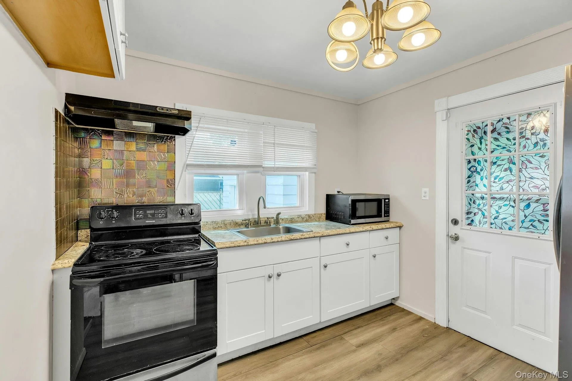 96 Washington Drive, Brookhaven, NY, 3 Bedrooms Bedrooms, 5 Rooms Rooms,1 BathroomBathrooms,Residential,For Rent,Washington,0,KEY1016500 96 Washington Drive, Brookhaven, NY, 3 Bedrooms Bedrooms, 5 Rooms Rooms,1 BathroomBathrooms,Residential,For Rent,Washington,0,KEY1016500