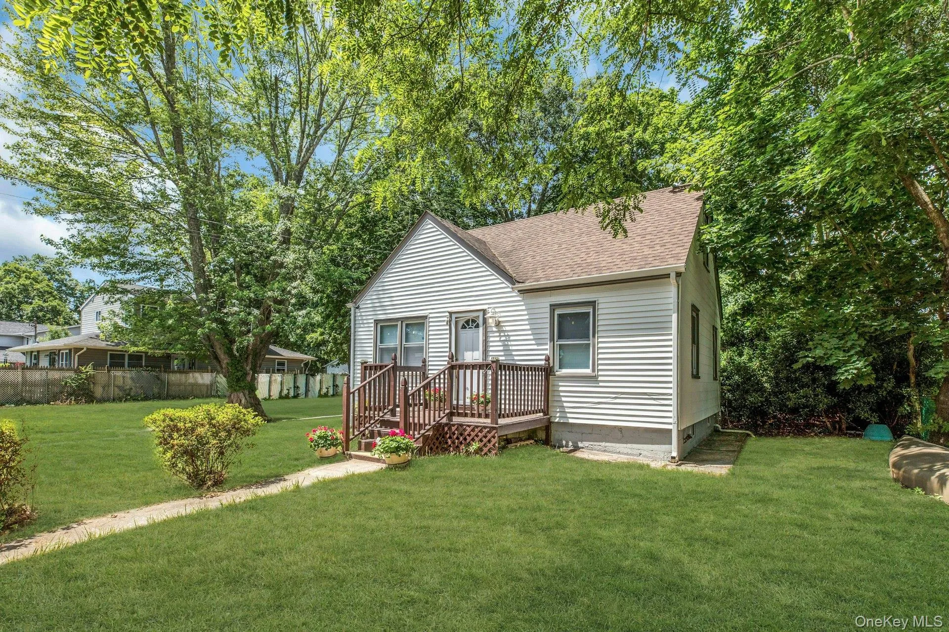 96 Washington Drive, Brookhaven, NY, 3 Bedrooms Bedrooms, 5 Rooms Rooms,1 BathroomBathrooms,Residential,For Rent,Washington,0,KEY1016500 96 Washington Drive, Brookhaven, NY, 3 Bedrooms Bedrooms, 5 Rooms Rooms,1 BathroomBathrooms,Residential,For Rent,Washington,0,KEY1016500
