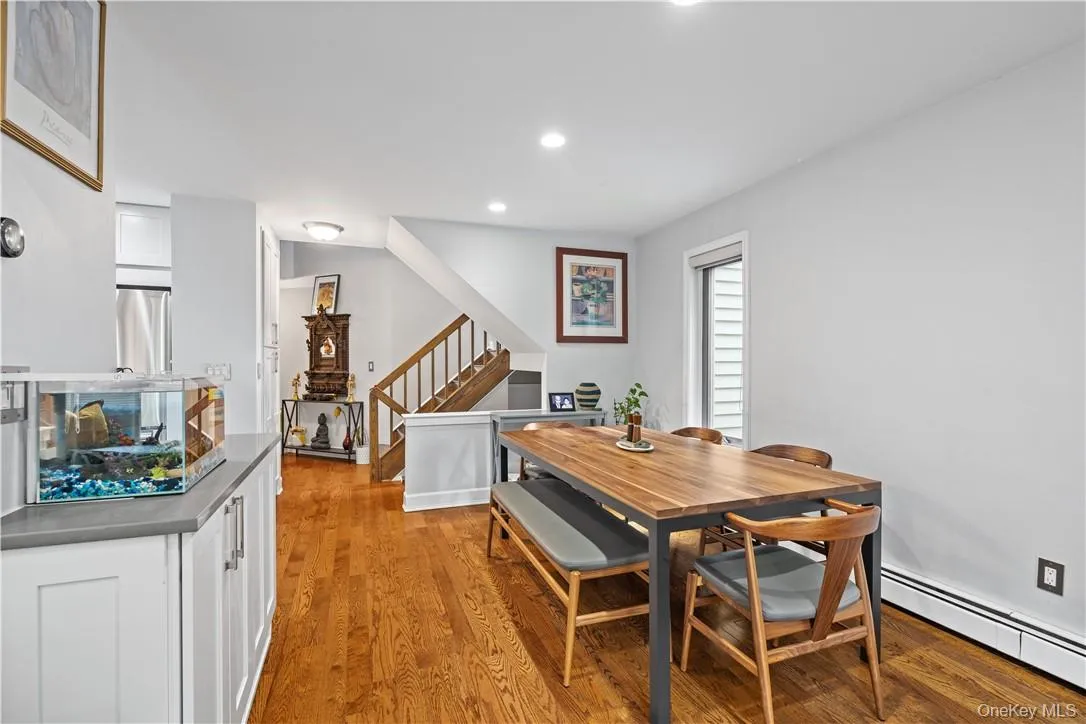 17 Top Of The Rdg, Rye Town, NY, 2 Bedrooms Bedrooms, 6 Rooms Rooms,2 BathroomsBathrooms,Residential Lease,For Rent,Top Of The Rdg,0,1016501 17 Top Of The Rdg, Rye Town, NY, 2 Bedrooms Bedrooms, 6 Rooms Rooms,2 BathroomsBathrooms,Residential Lease,For Rent,Top Of The Rdg,0,1016501