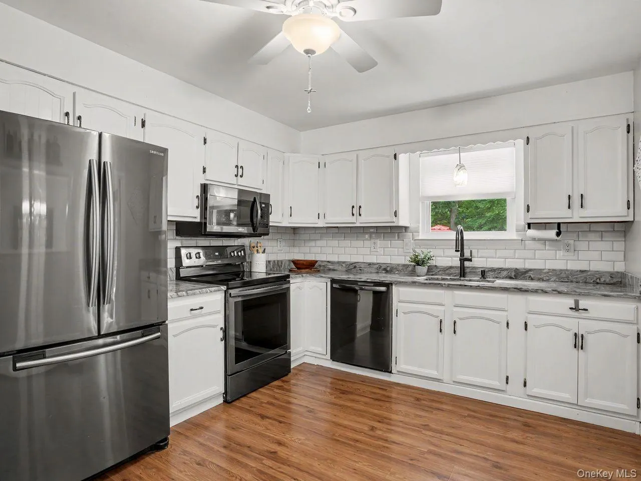 47 Martin Road, East Fishkill, NY, 3 Bedrooms Bedrooms, 8 Rooms Rooms,2 BathroomsBathrooms,Residential,For Rent,Martin,0,KEY1016502 47 Martin Road, East Fishkill, NY, 3 Bedrooms Bedrooms, 8 Rooms Rooms,2 BathroomsBathrooms,Residential,For Rent,Martin,0,KEY1016502