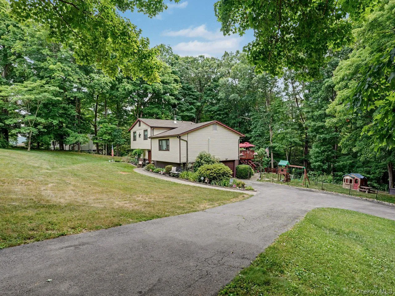 47 Martin Road, East Fishkill, NY, 3 Bedrooms Bedrooms, 8 Rooms Rooms,2 BathroomsBathrooms,Residential,For Rent,Martin,0,KEY1016502 47 Martin Road, East Fishkill, NY, 3 Bedrooms Bedrooms, 8 Rooms Rooms,2 BathroomsBathrooms,Residential,For Rent,Martin,0,KEY1016502