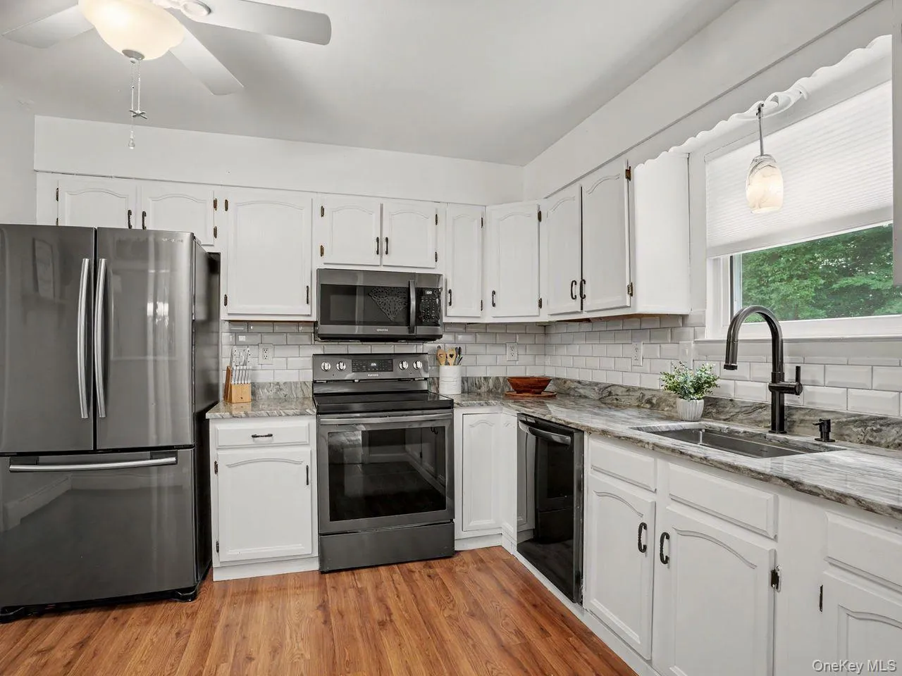 47 Martin Road, East Fishkill, NY, 3 Bedrooms Bedrooms, 8 Rooms Rooms,2 BathroomsBathrooms,Residential,For Rent,Martin,0,KEY1016502 47 Martin Road, East Fishkill, NY, 3 Bedrooms Bedrooms, 8 Rooms Rooms,2 BathroomsBathrooms,Residential,For Rent,Martin,0,KEY1016502